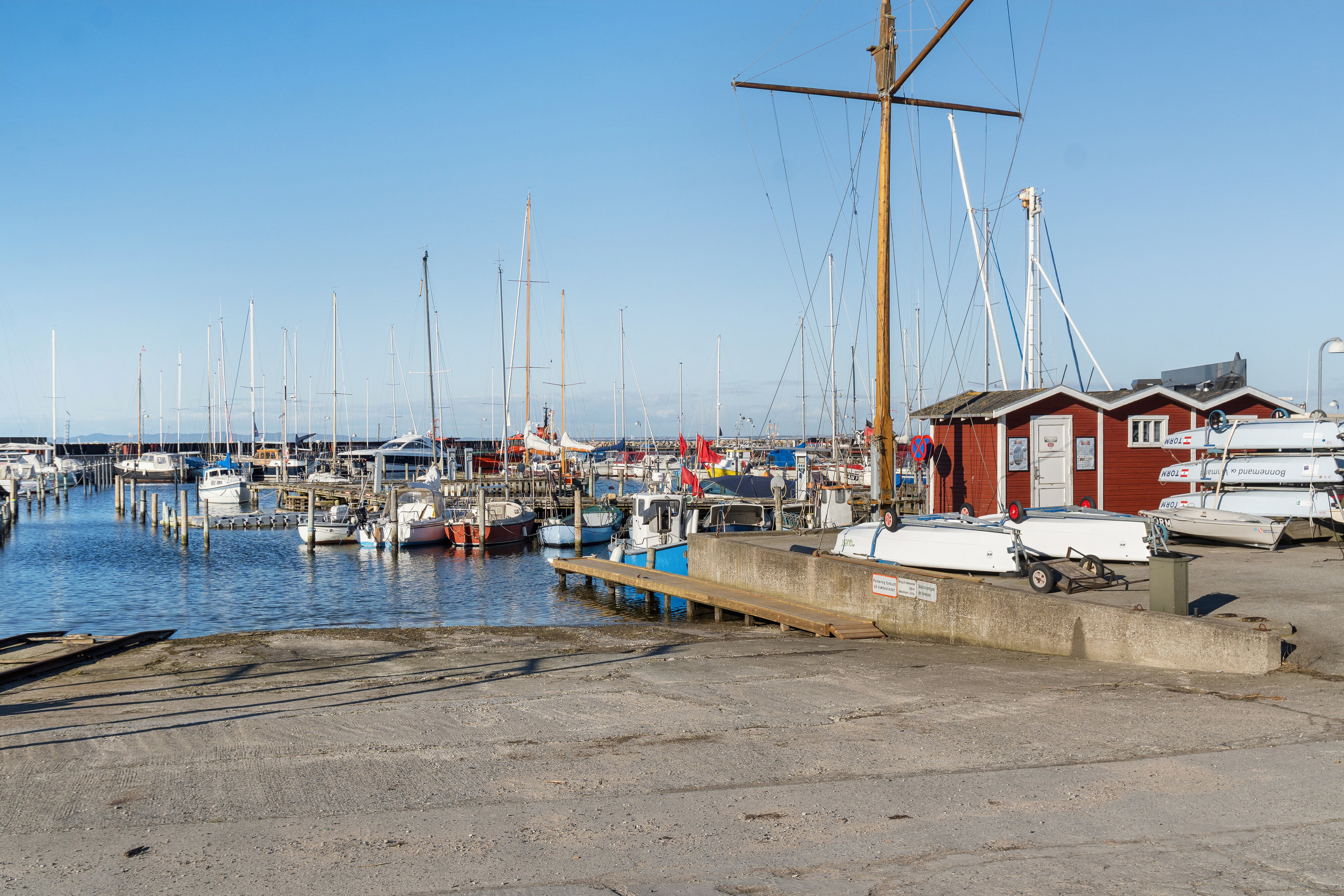 Fremhævet udendørs billede i fuldskærmstilstand. Billede af Villingebæk Strandvej 553, 3100 Hornbæk