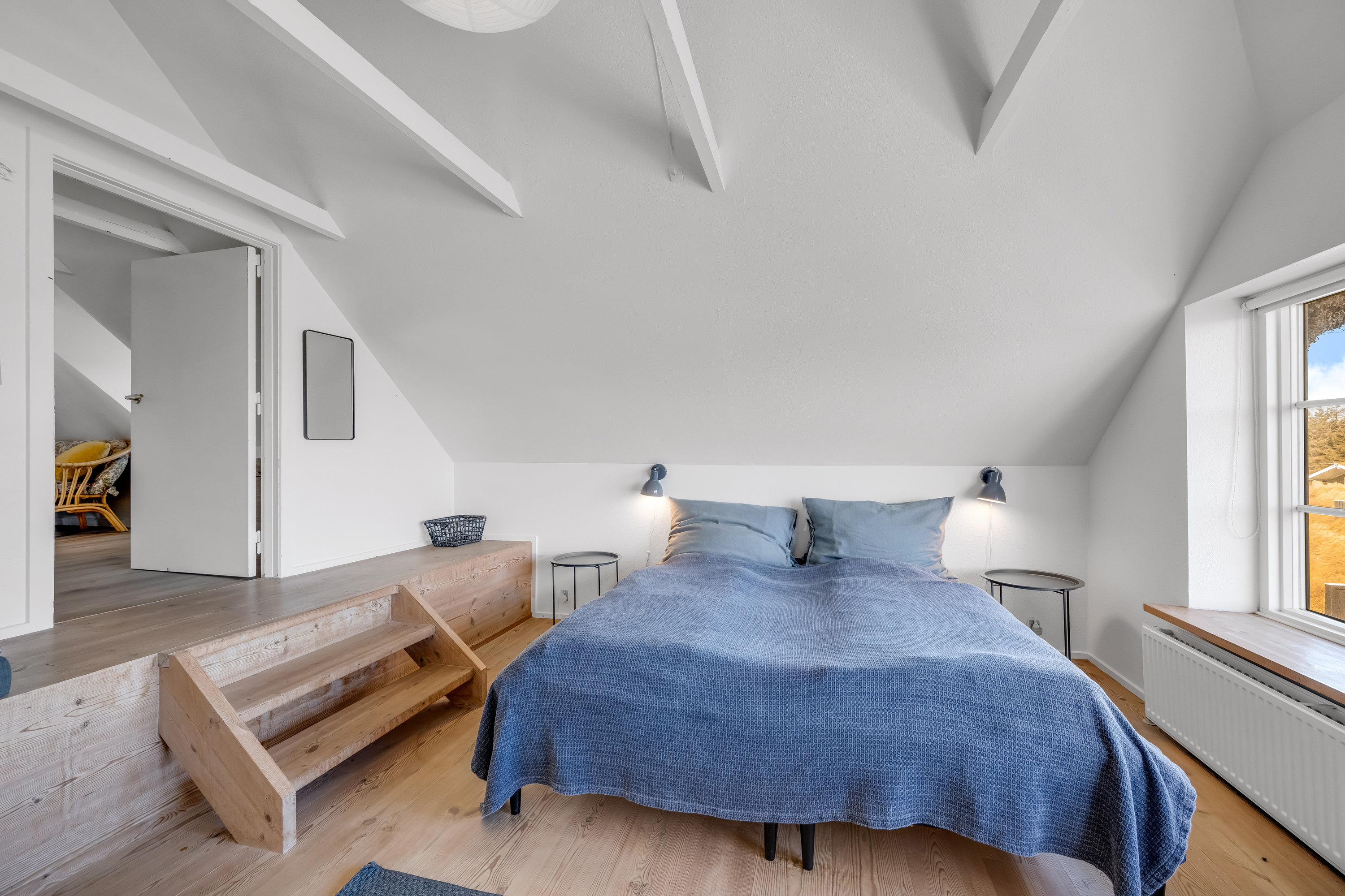 Fremhævet soveværelse billede i fuldskærmstilstand. Billede af Lyngvig Havnevej 40, Nr Lyngvig, 6960 Hvide Sande