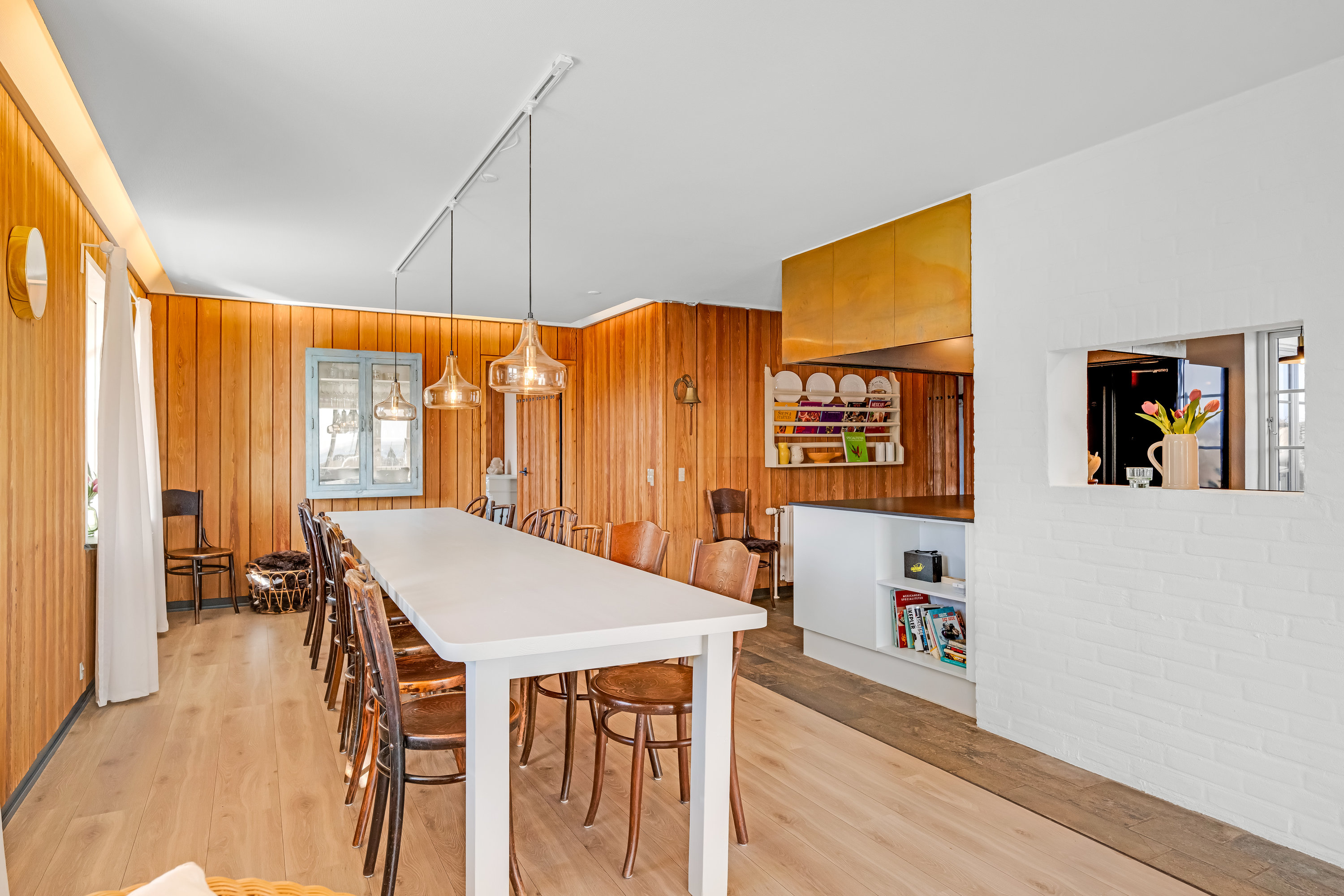 Fremhævet stue billede i fuldskærmstilstand. Billede af Lyngvig Havnevej 40, Nr Lyngvig, 6960 Hvide Sande