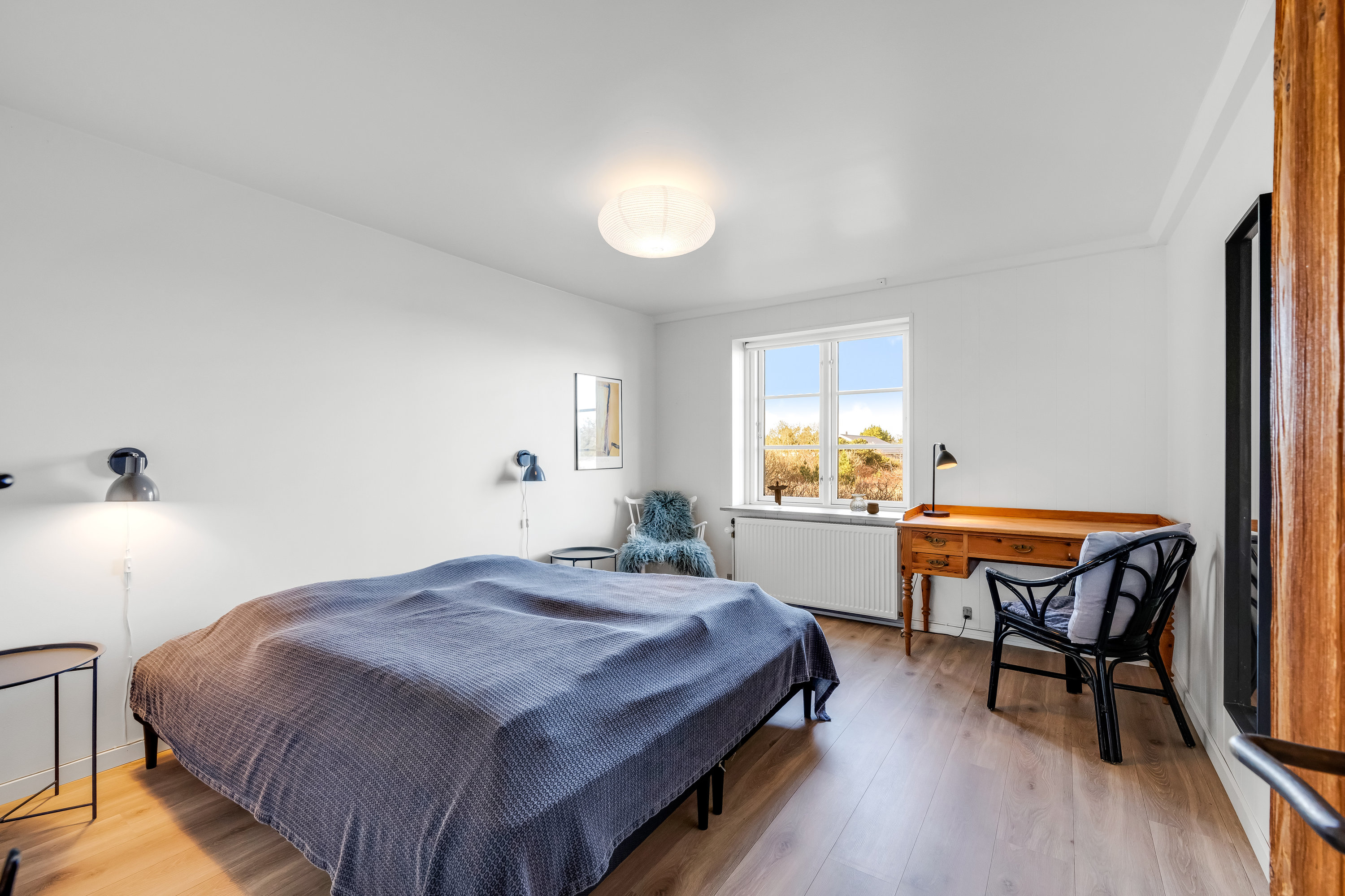 Fremhævet soveværelse billede i fuldskærmstilstand. Billede af Lyngvig Havnevej 40, Nr Lyngvig, 6960 Hvide Sande