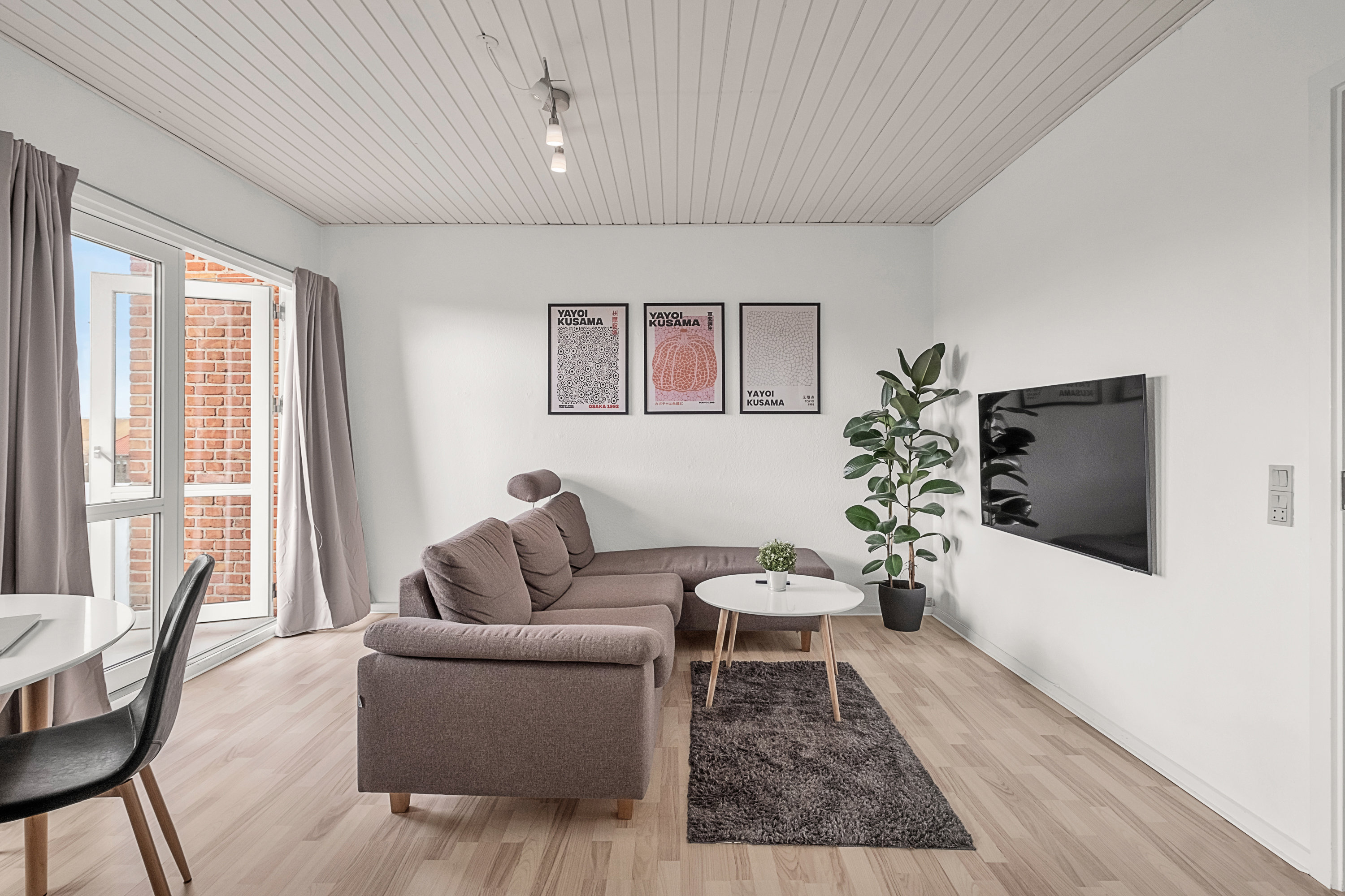 Fremhævet stue billede i fuldskærmstilstand. Billede af Vestre Ringgade 216, 3. tv., 8000 Aarhus C