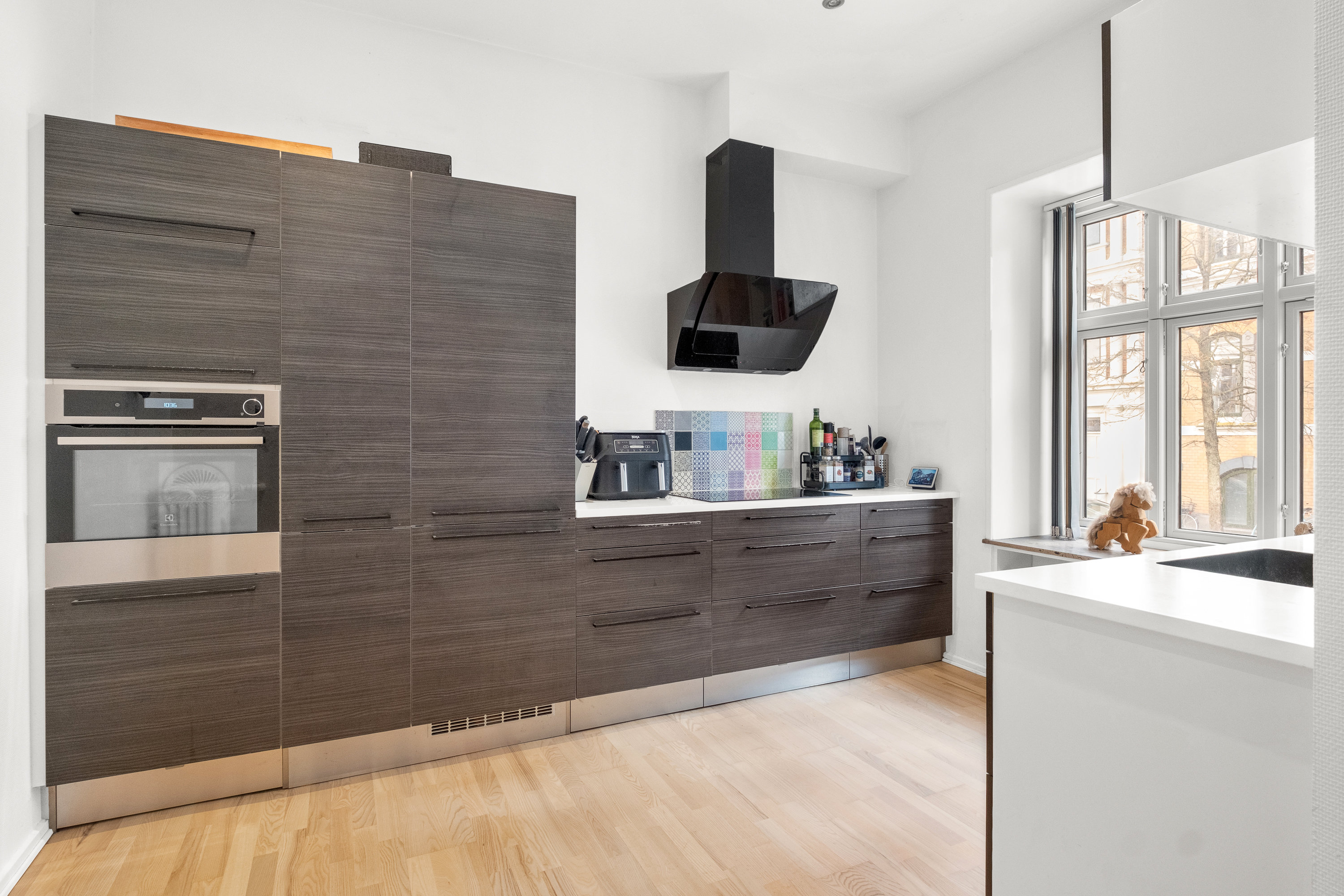 Fremhævet køkken billede i fuldskærmstilstand. Billede af Christiansgade 25, st.. th., 8000 Aarhus C