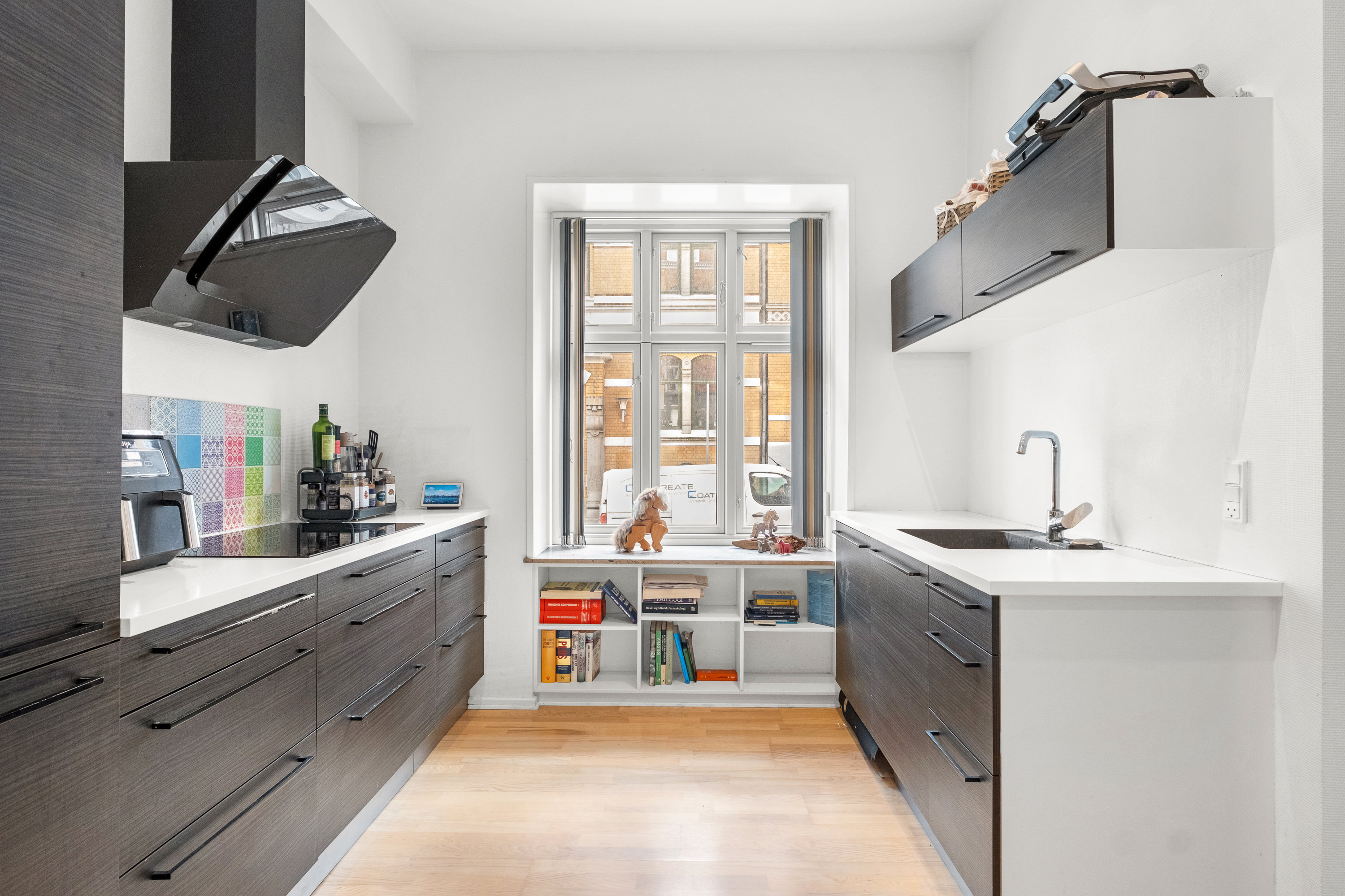 Fremhævet køkken billede i fuldskærmstilstand. Billede af Christiansgade 25, st.. th., 8000 Aarhus C