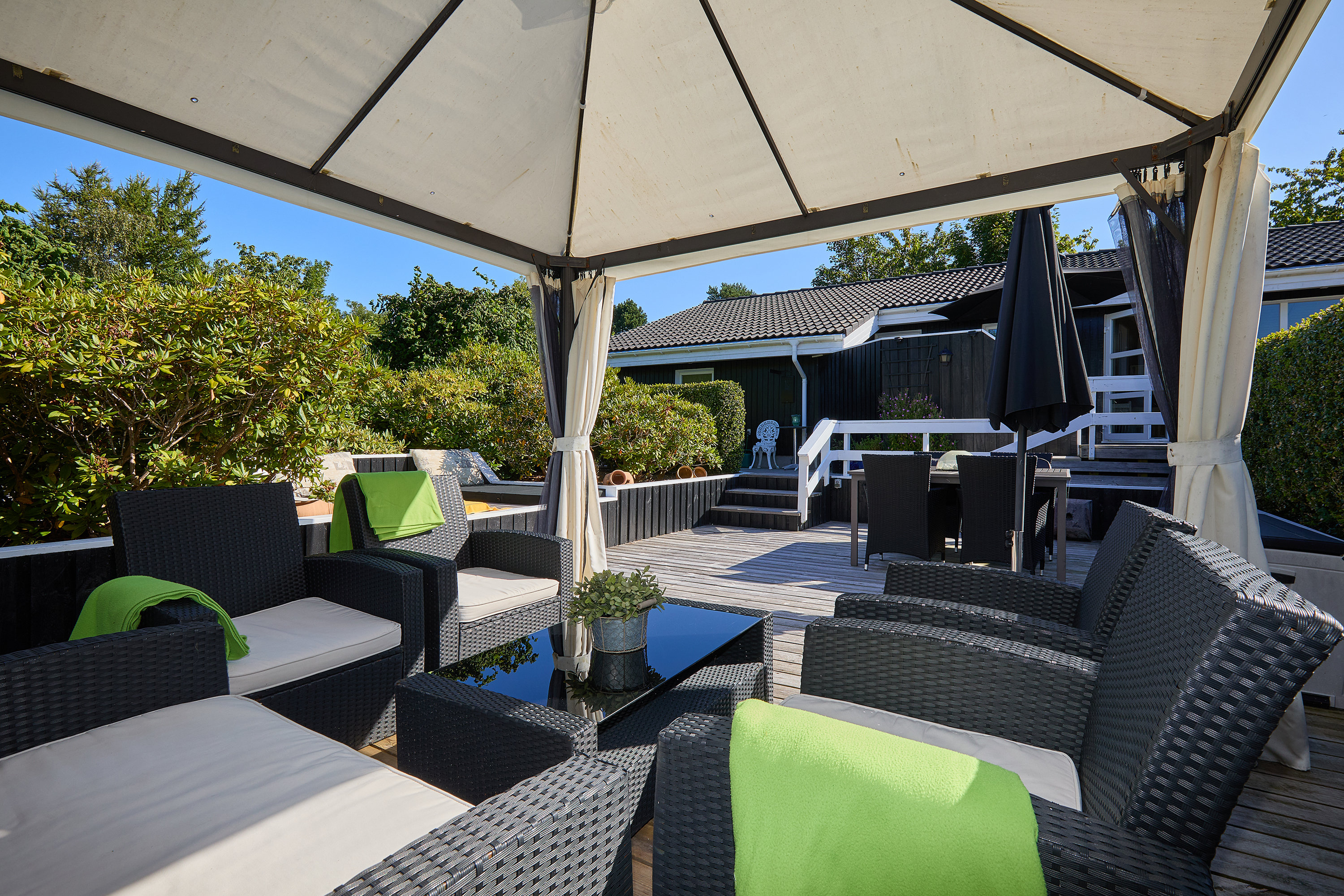 Fremhævet terrasse billede i fuldskærmstilstand. Billede af Agerkær 29, Udsholt, 3250 Gilleleje