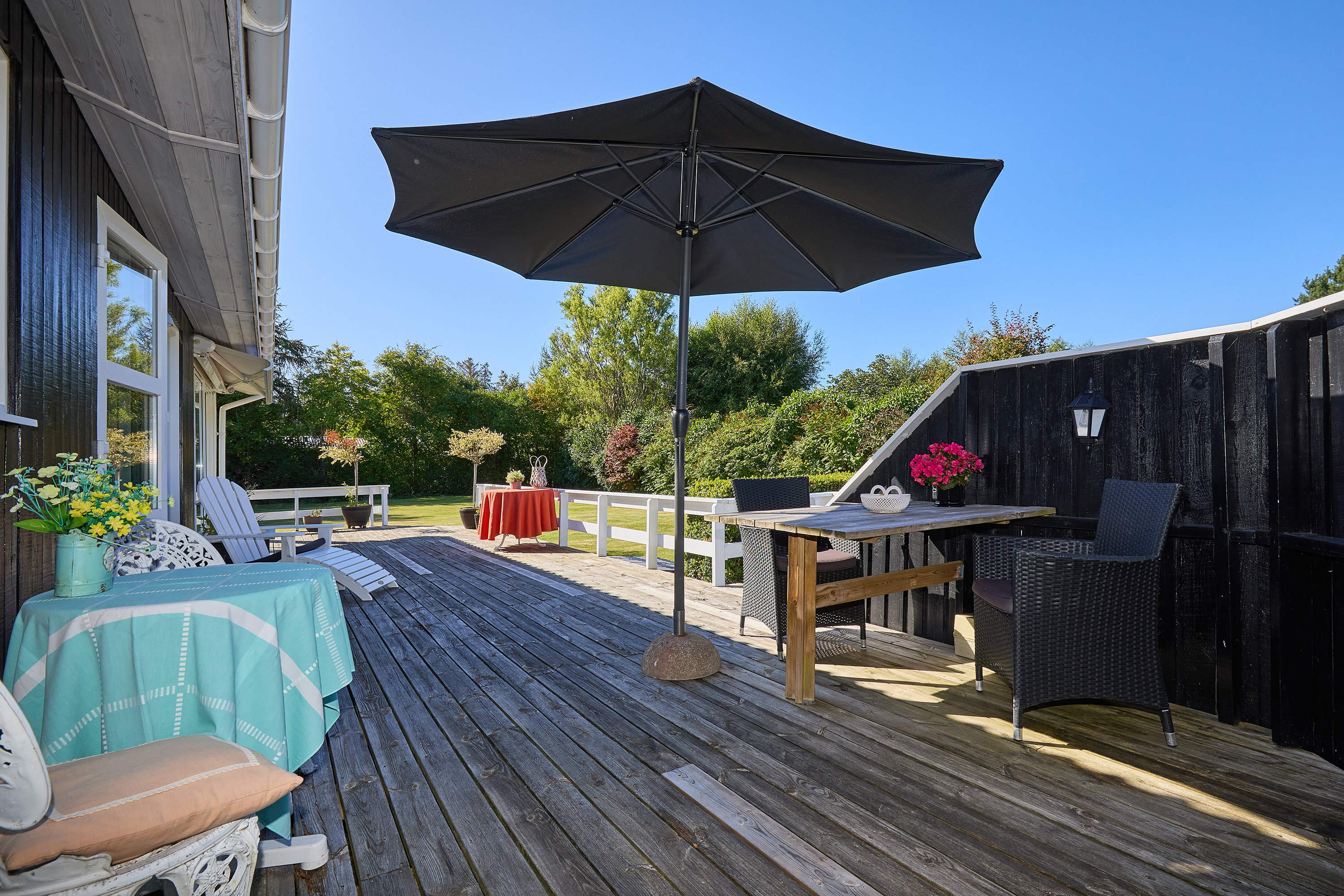 Fremhævet terrasse billede i fuldskærmstilstand. Billede af Agerkær 29, Udsholt, 3250 Gilleleje