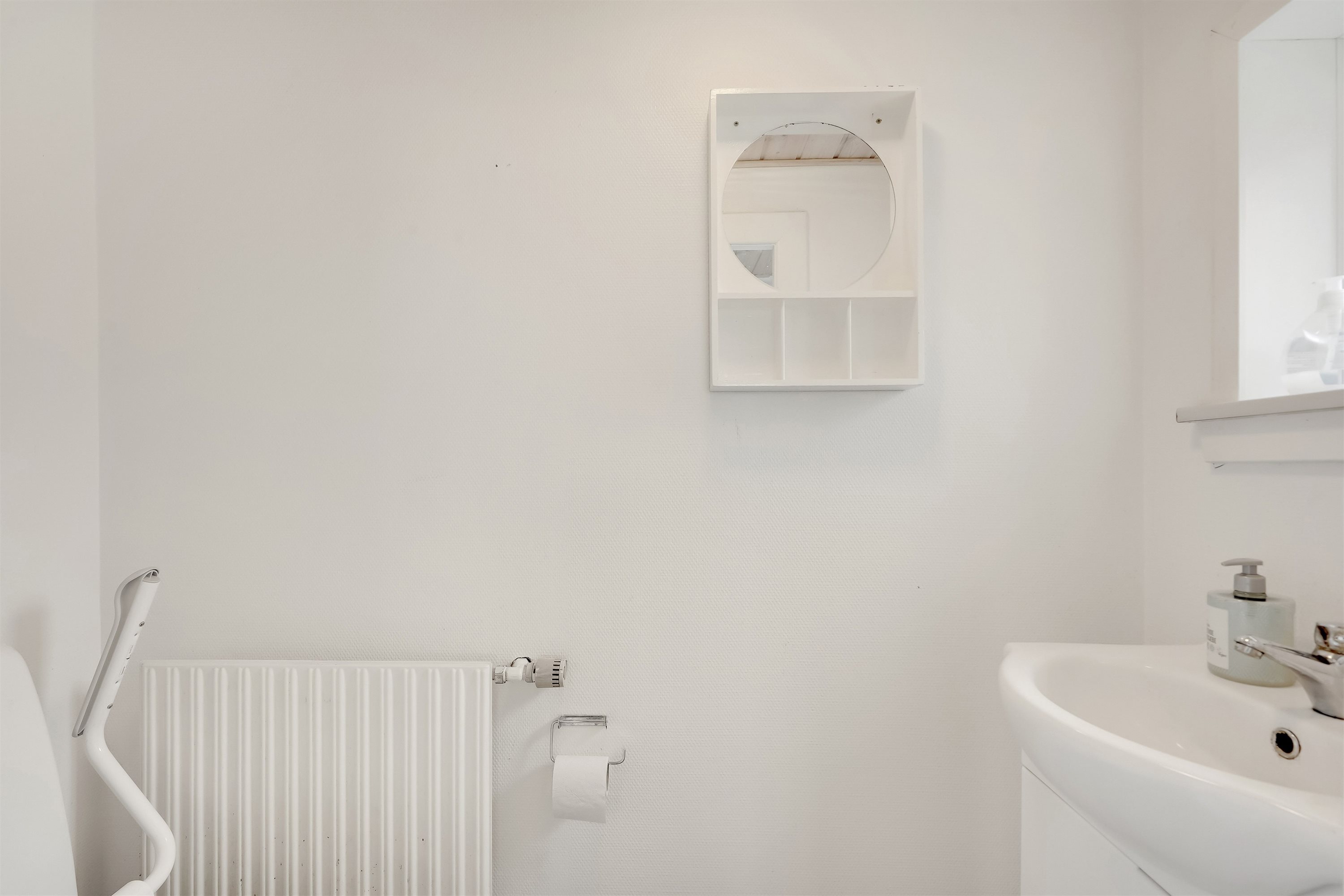 Fremhævet toilet stueplan billede i fuldskærmstilstand. Billede af Hornelund 3, Horne, 6800 Varde