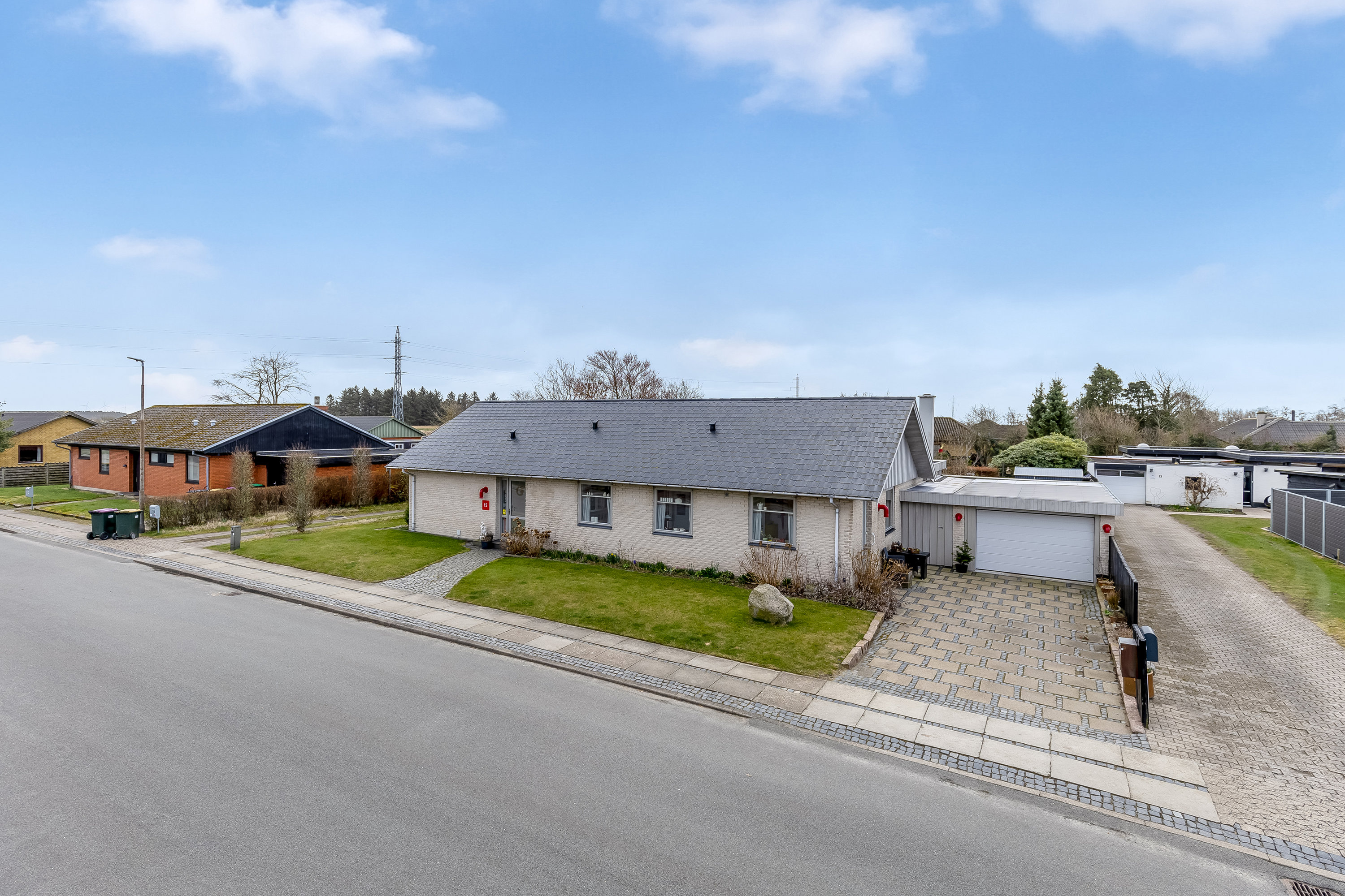 Fremhævet facade billede i fuldskærmstilstand. Billede af Kogsvej 15, 6270 Tønder