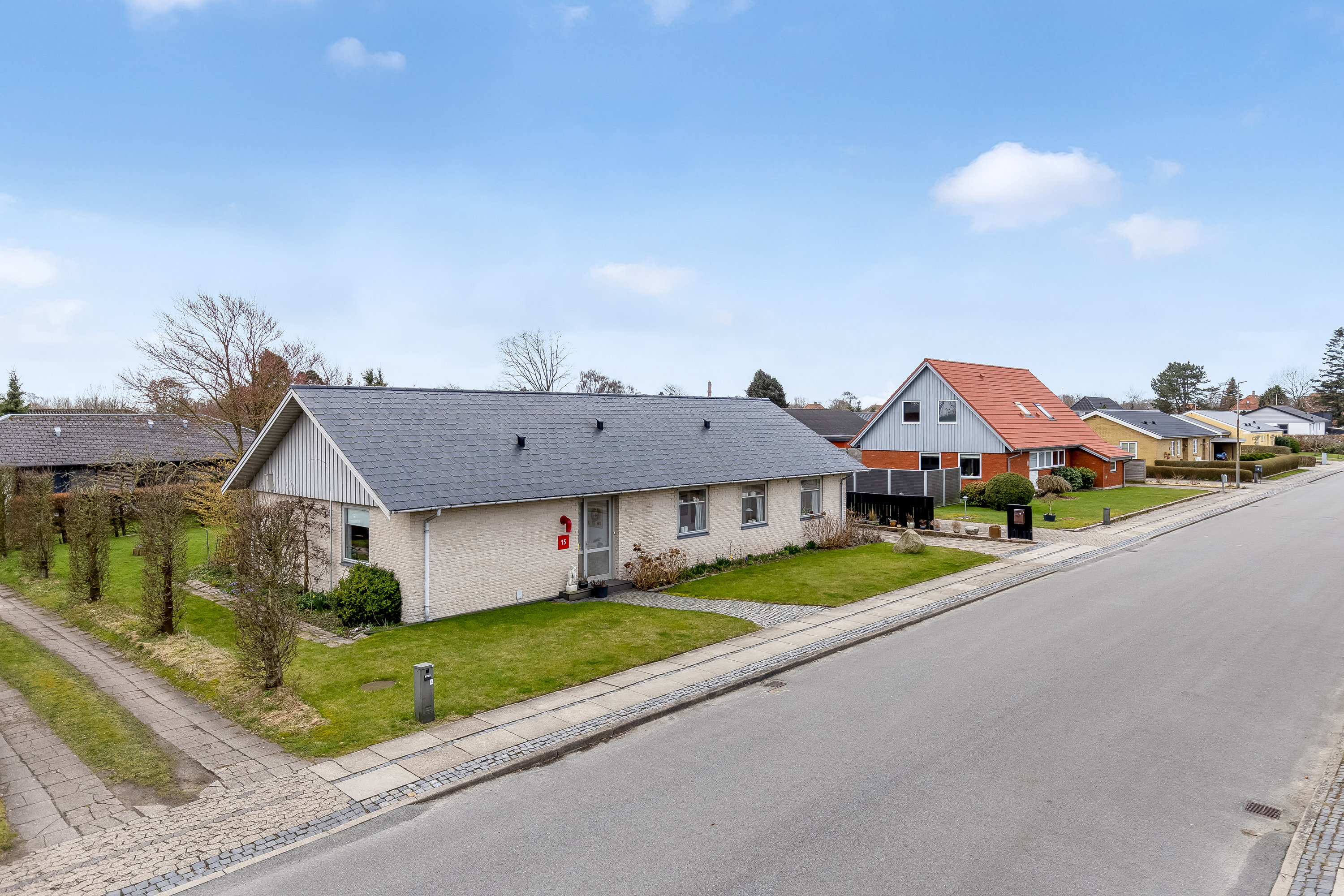 Fremhævet facade billede i fuldskærmstilstand. Billede af Kogsvej 15, 6270 Tønder