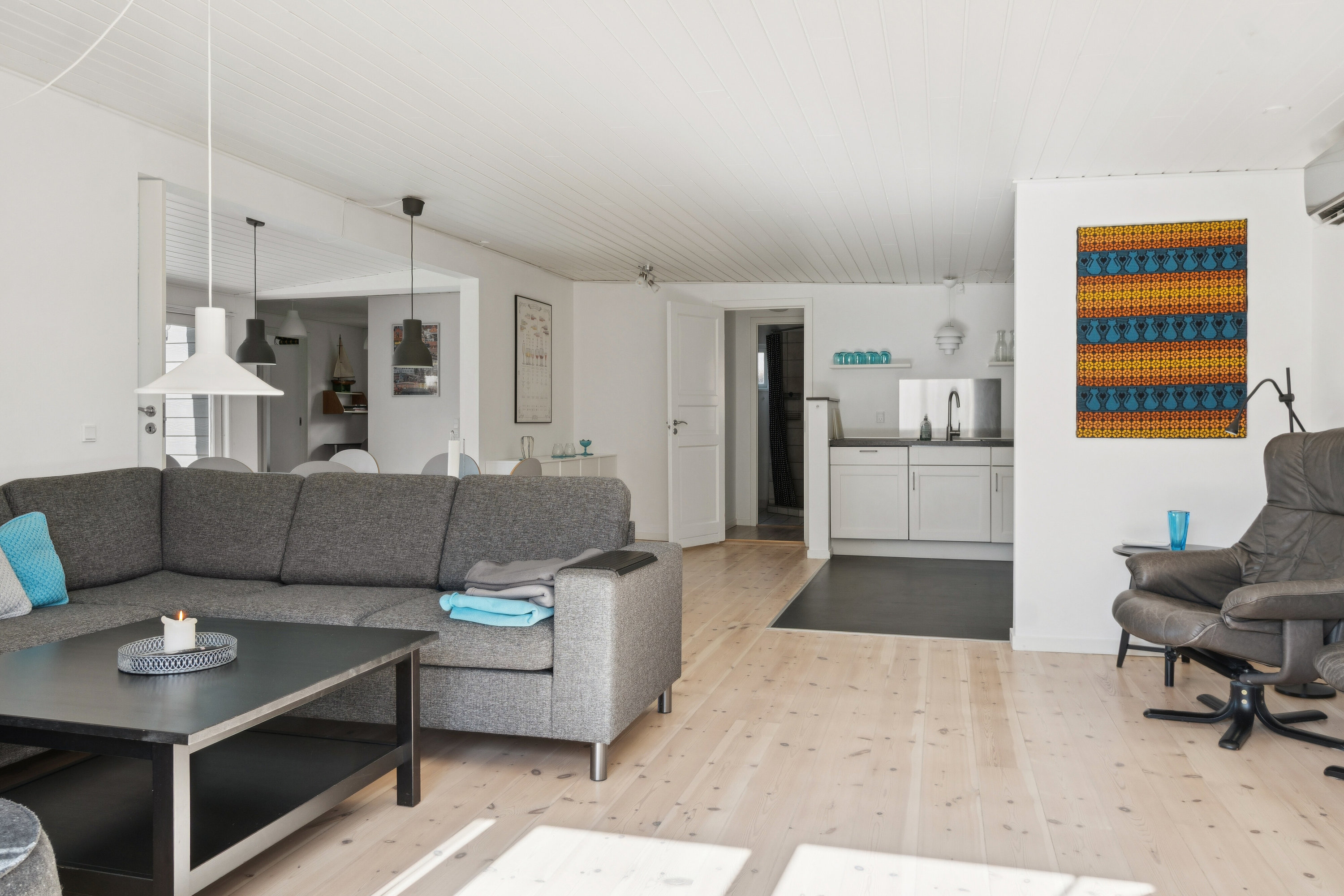 Fremhævet stue billede i fuldskærmstilstand. Billede af Tranevej 23, Ll Kongsmark, 4200 Slagelse