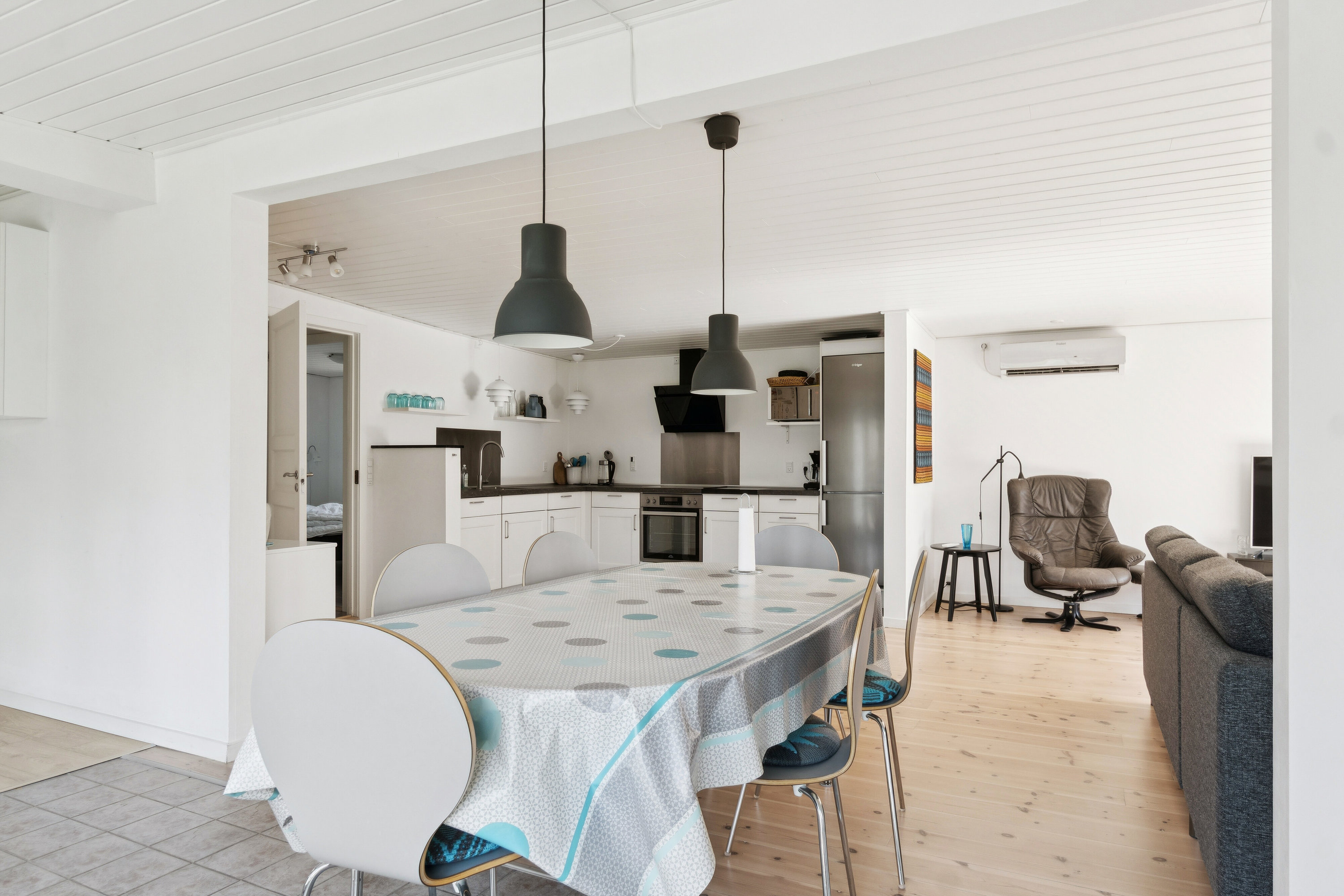 Fremhævet spisestue billede i fuldskærmstilstand. Billede af Tranevej 23, Ll Kongsmark, 4200 Slagelse