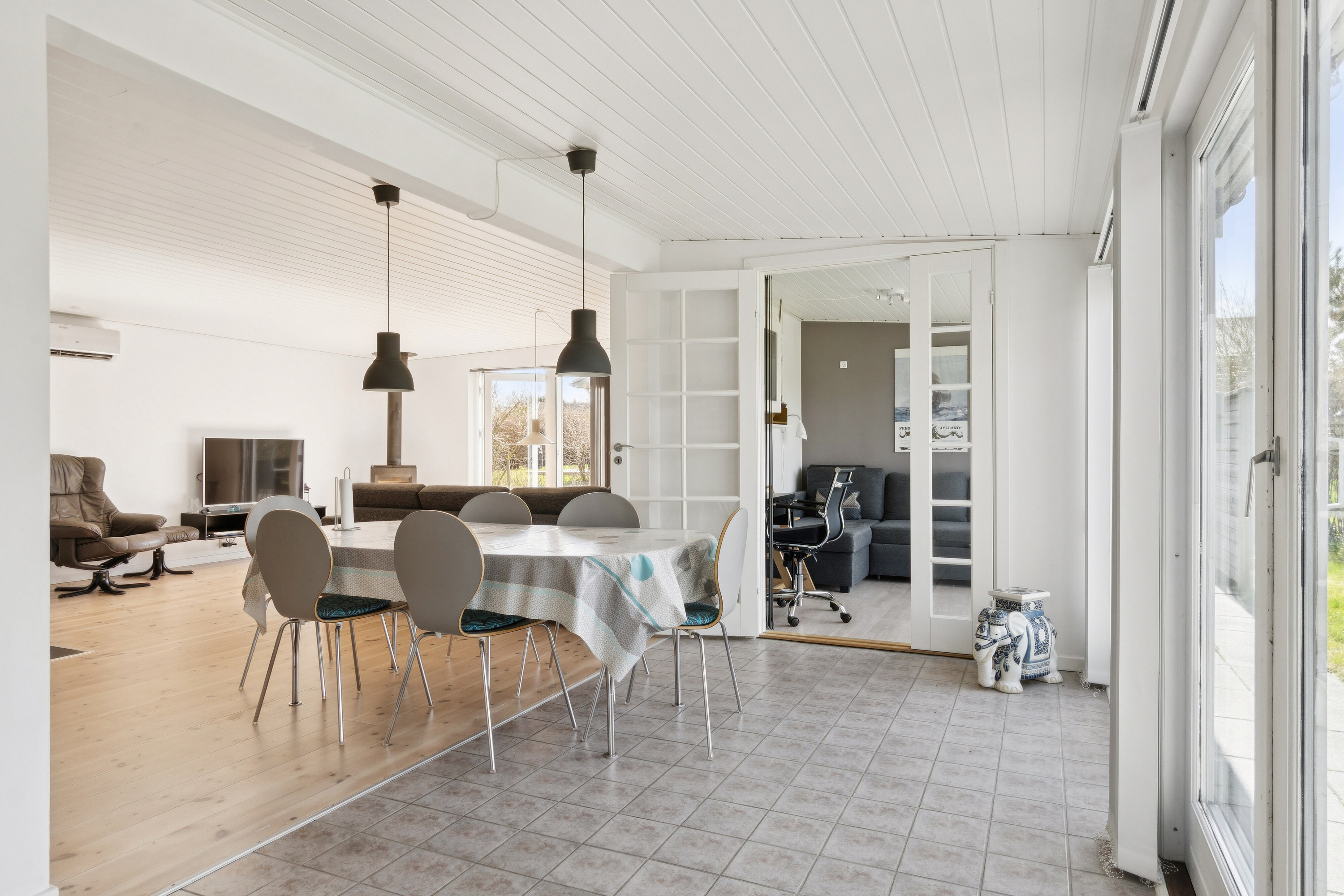 Fremhævet spisestue billede i fuldskærmstilstand. Billede af Tranevej 23, Ll Kongsmark, 4200 Slagelse