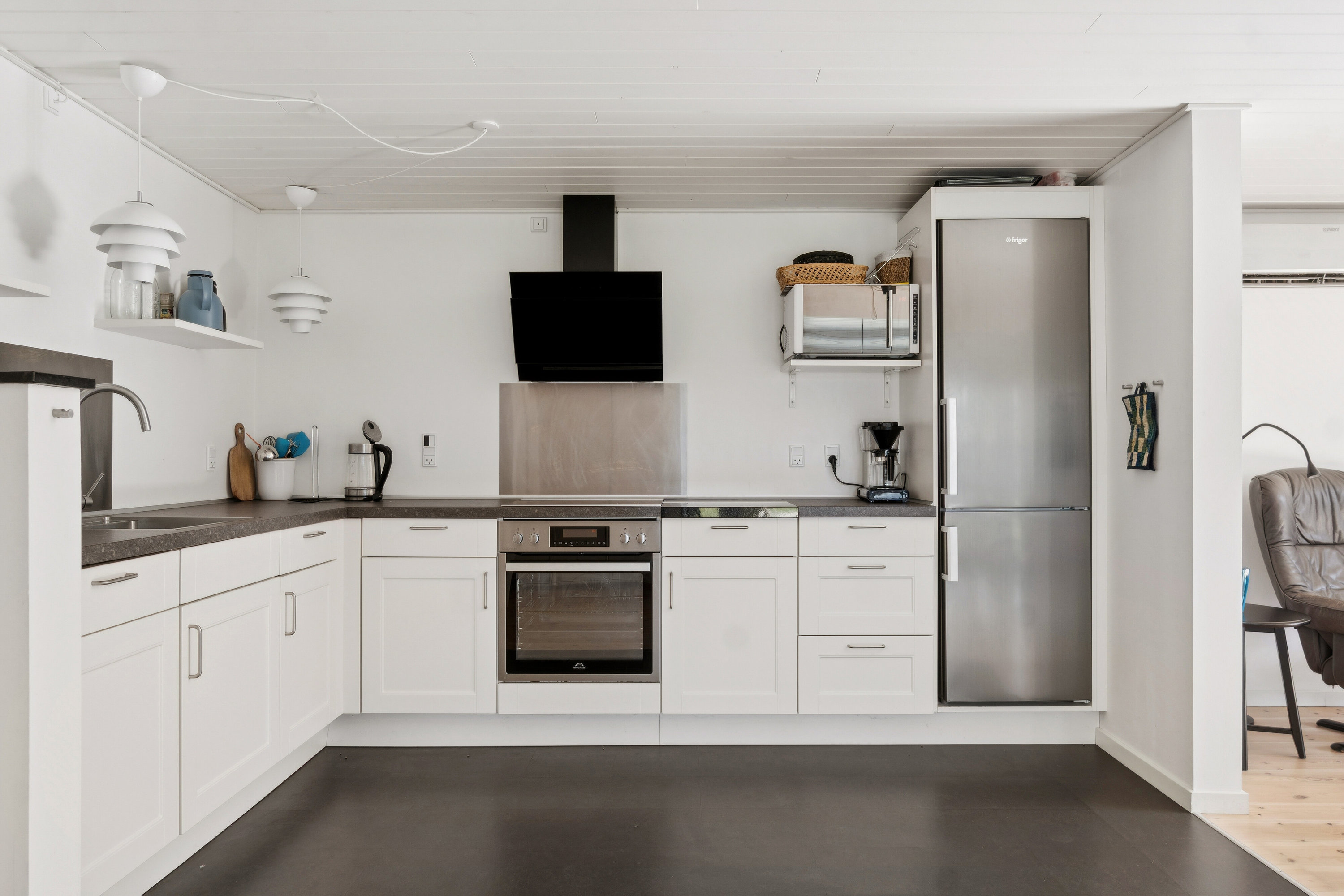 Fremhævet køkken billede i fuldskærmstilstand. Billede af Tranevej 23, Ll Kongsmark, 4200 Slagelse