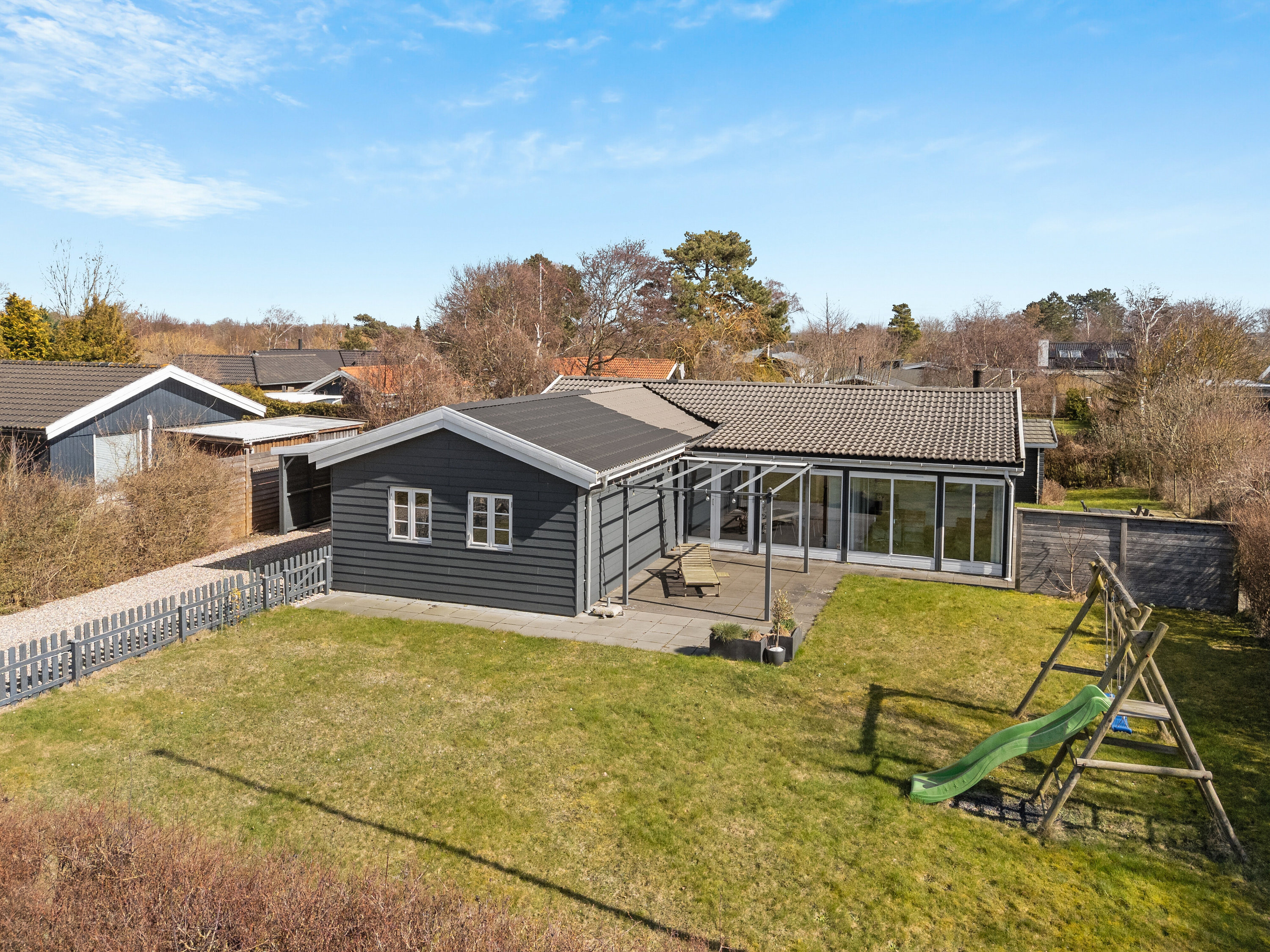 Fremhævet set fra haven billede i fuldskærmstilstand. Billede af Tranevej 23, Ll Kongsmark, 4200 Slagelse