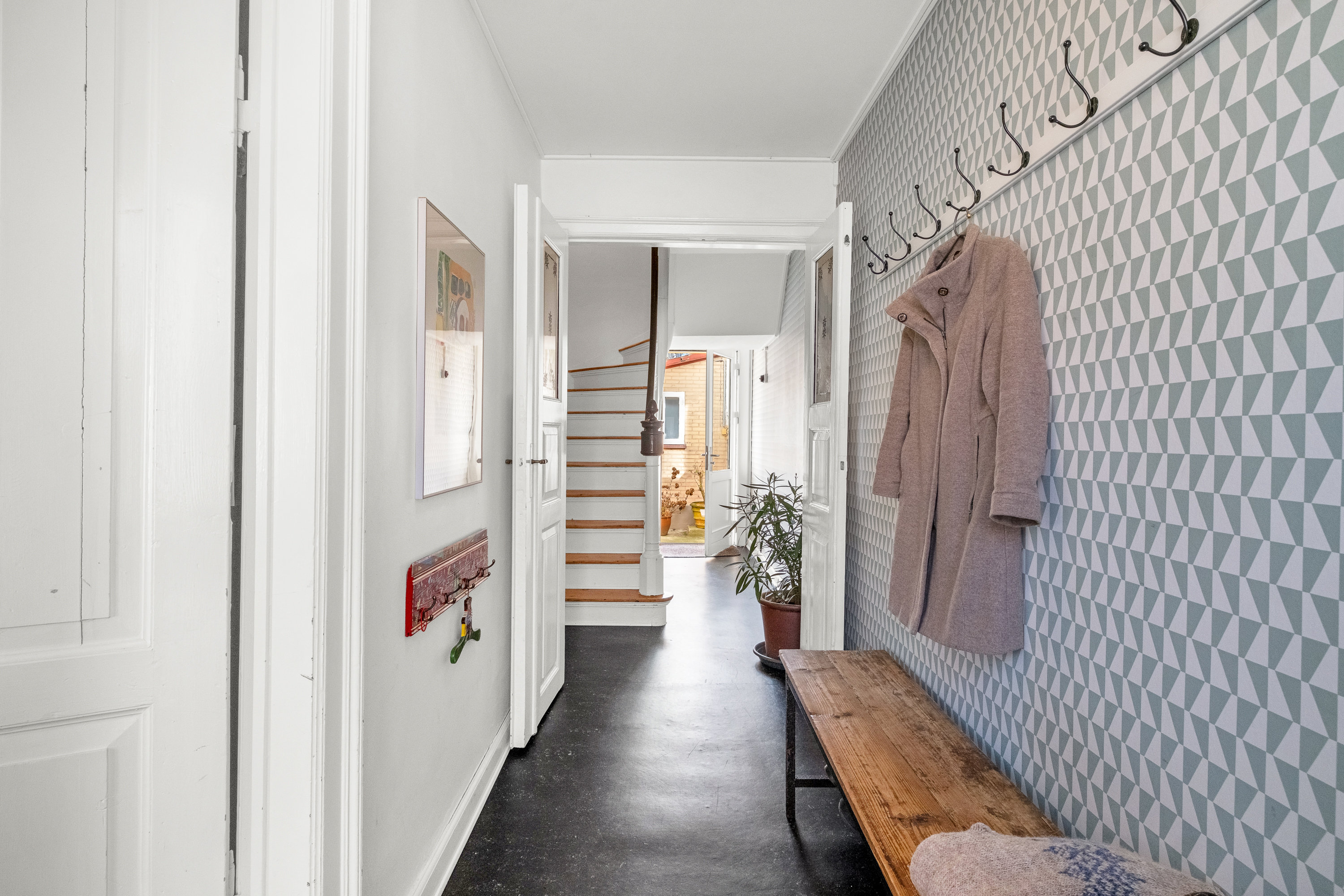 Fremhævet entré billede i fuldskærmstilstand. Billede af Ole Rømers Gade 68, 8000 Aarhus C