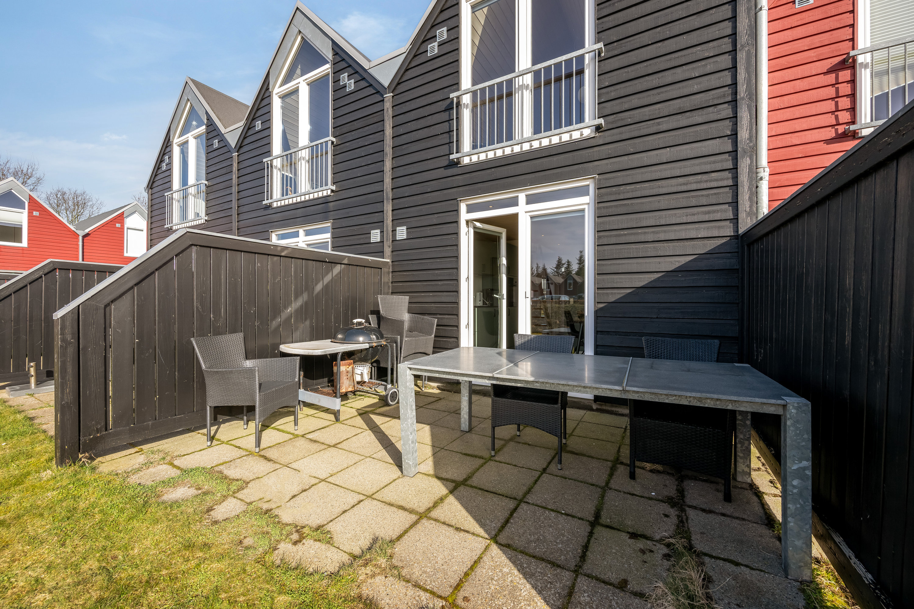 Fremhævet terrasse billede i fuldskærmstilstand. Billede af Lønne Feriepark 146D, Lønne, 6830 Nørre Nebel