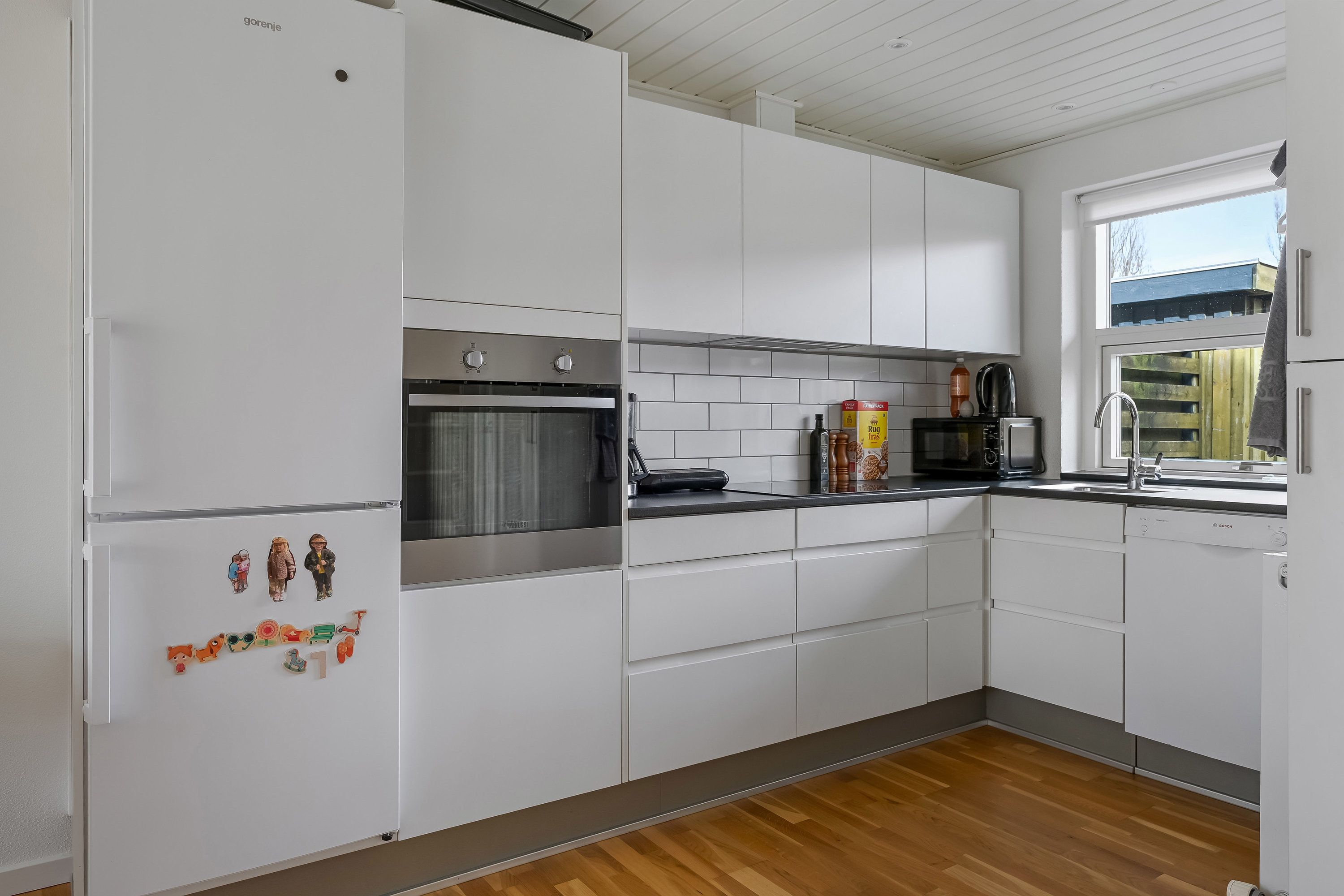 Fremhævet køkken billede i fuldskærmstilstand. Billede af Buntmagervej 46, 6710 Esbjerg V