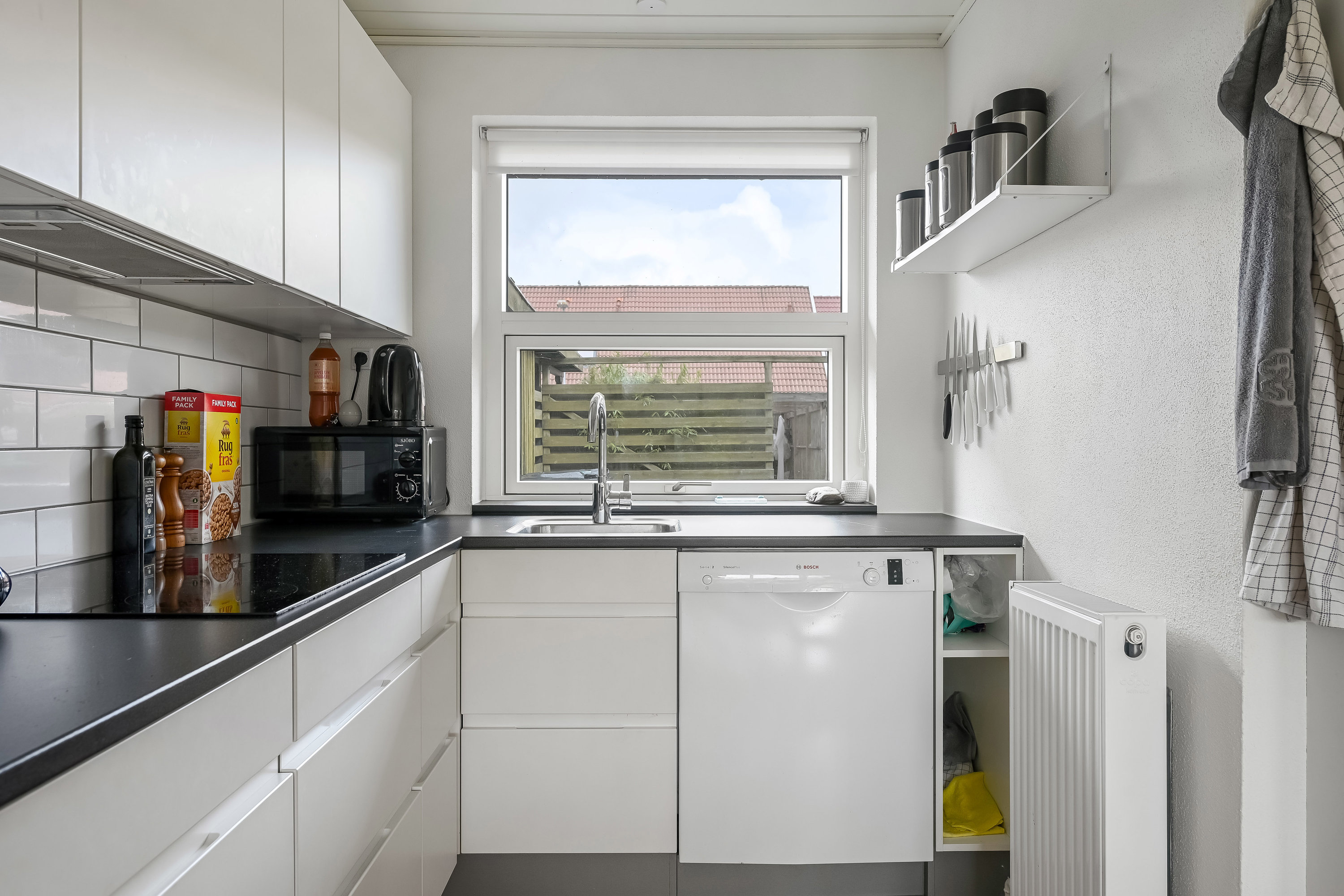 Fremhævet køkken billede i fuldskærmstilstand. Billede af Buntmagervej 46, 6710 Esbjerg V