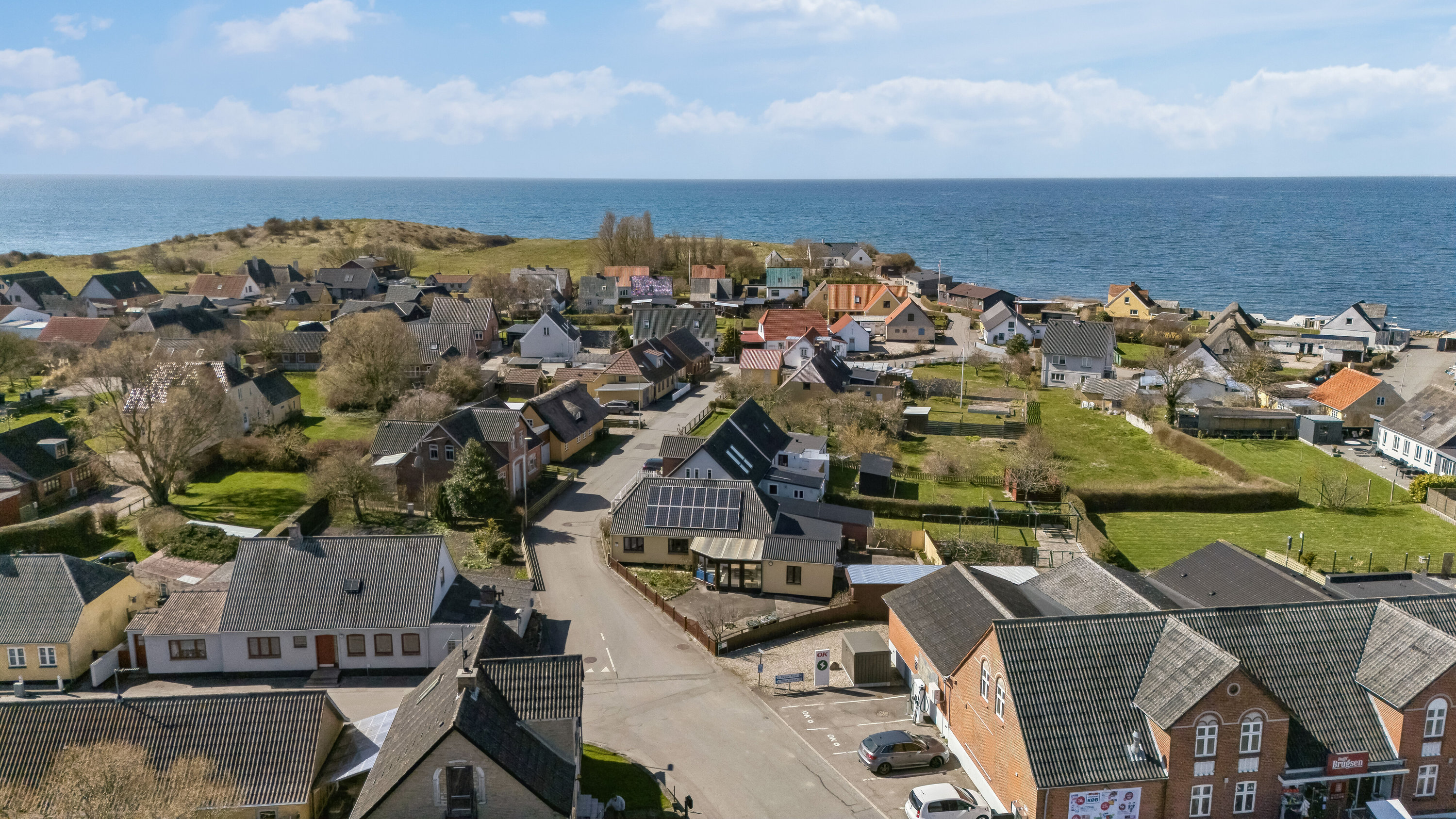 Fremhævet luftfoto billede i fuldskærmstilstand. Billede af Strandgade 2, 5935 Bagenkop