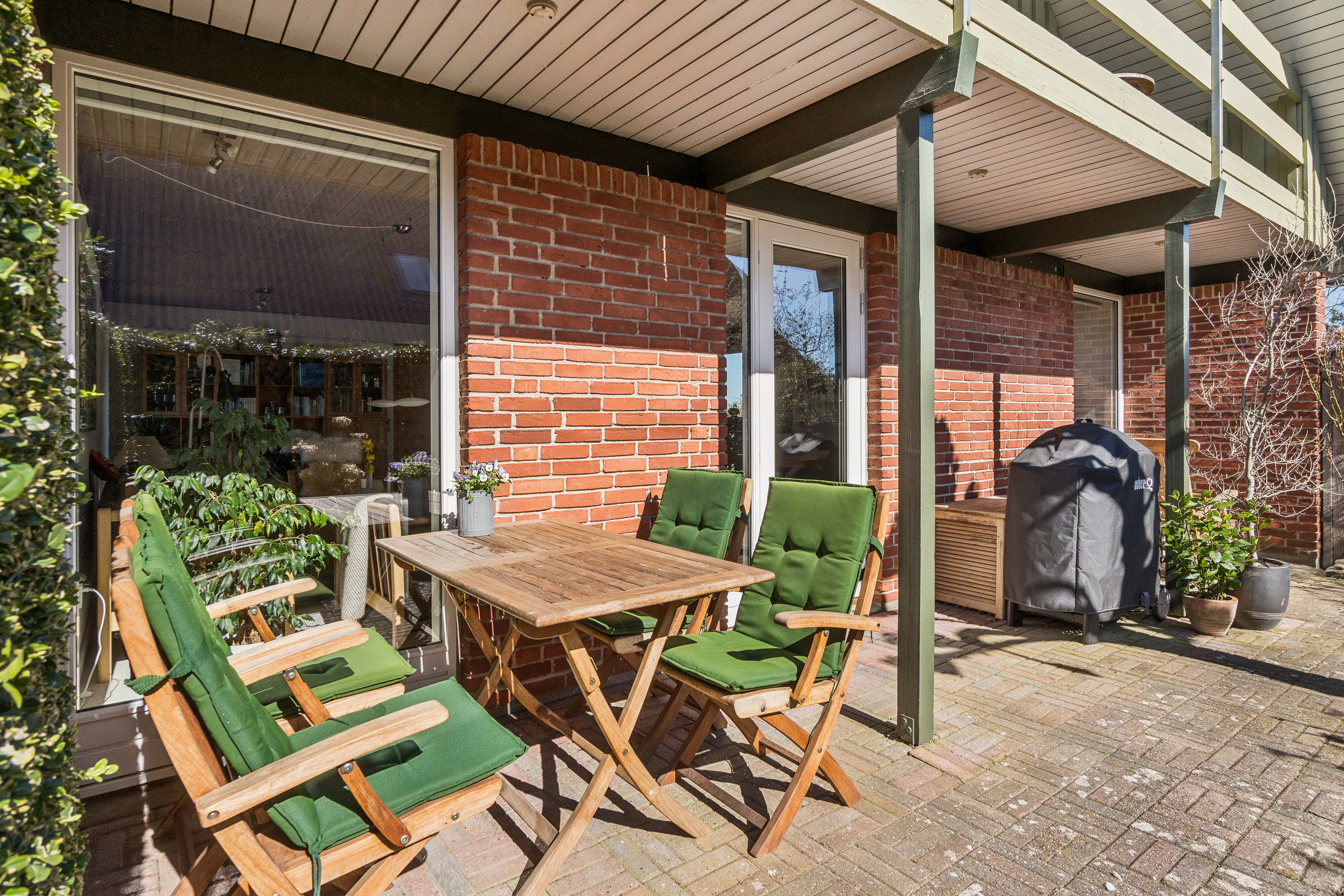 Fremhævet overdækket terrasse billede i fuldskærmstilstand. Billede af Fladehøj 33, 4534 Hørve