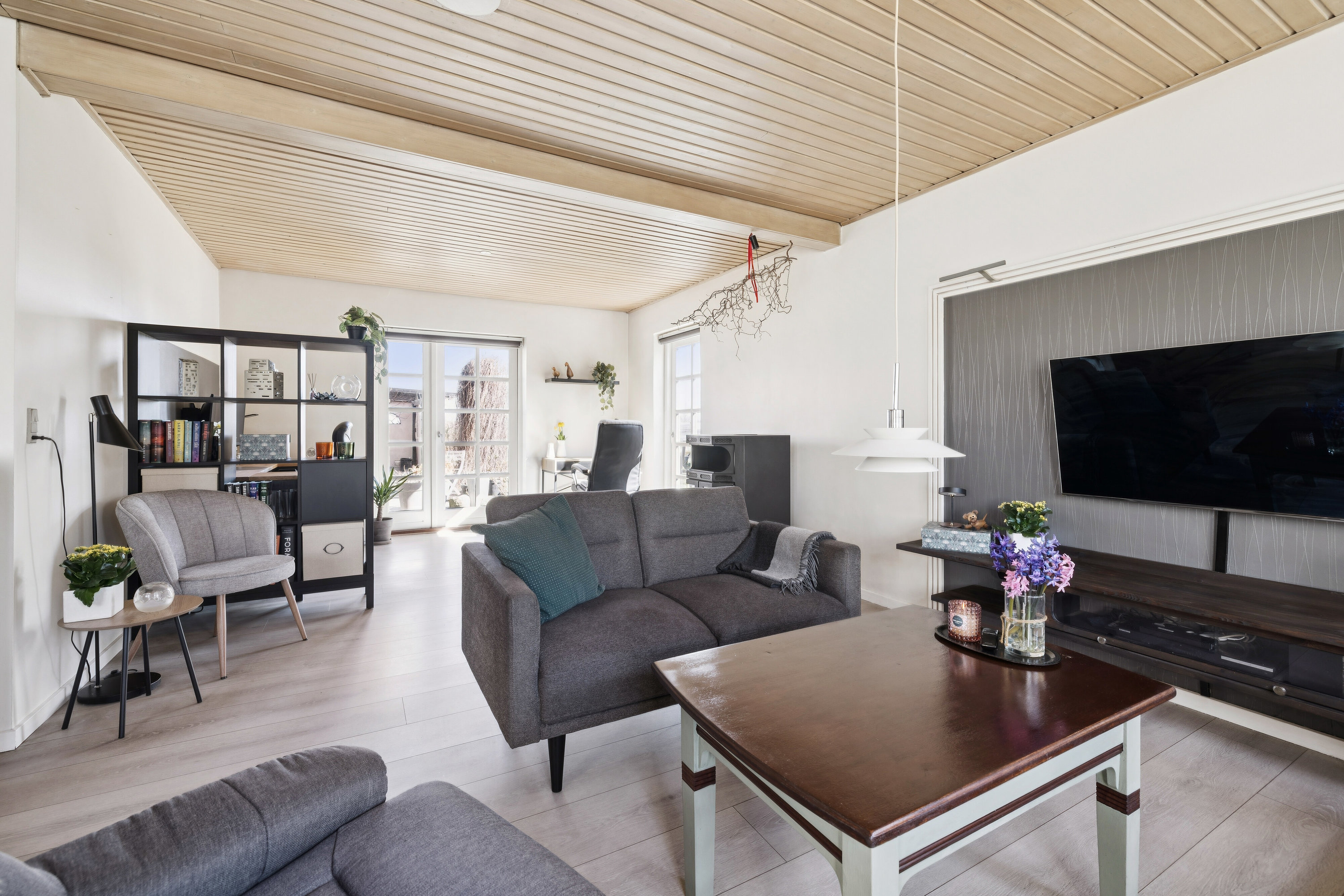 Fremhævet stue billede i fuldskærmstilstand. Billede af Søndre Landevej 27, Henninge, 5900 Rudkøbing