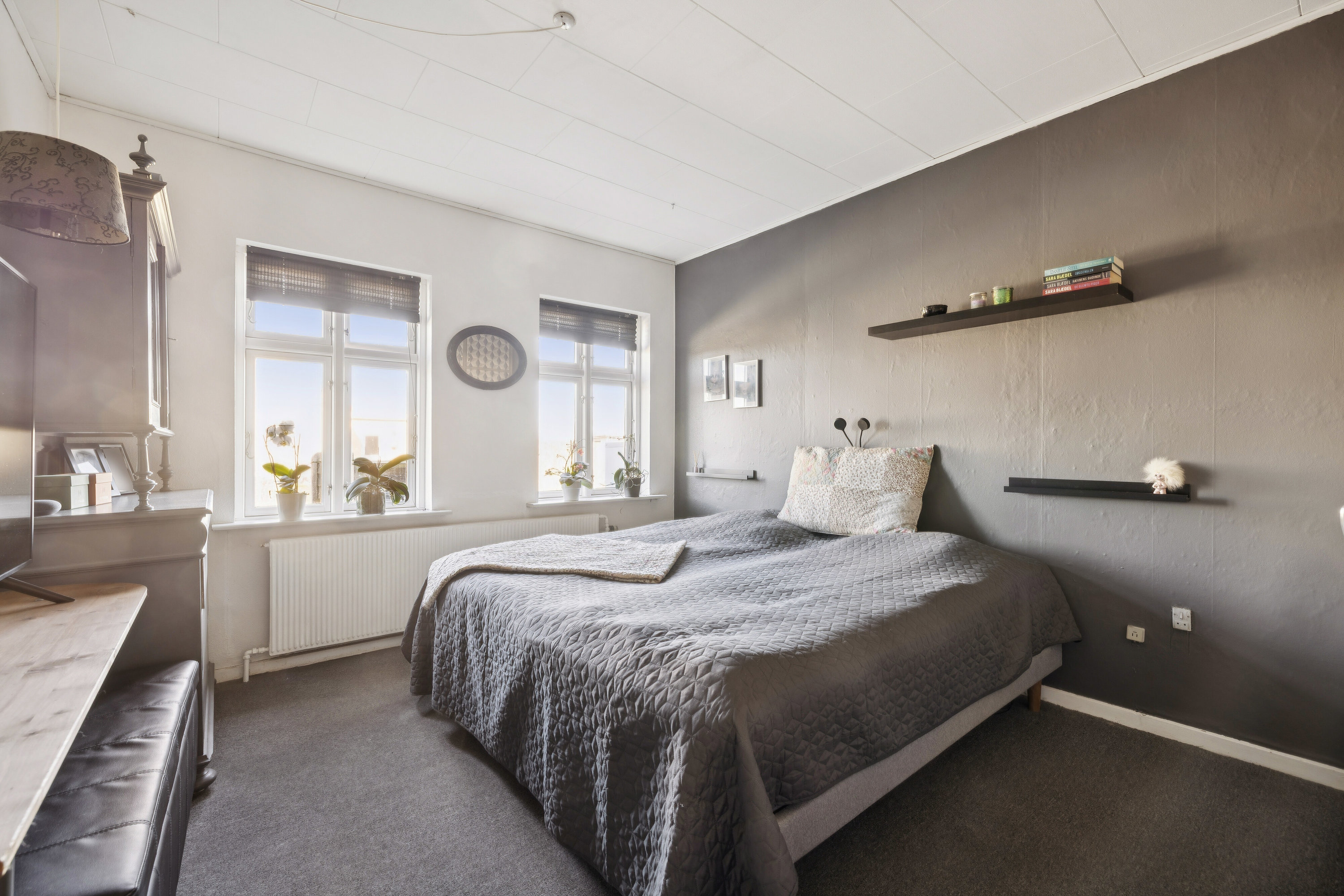 Fremhævet soveværelse billede i fuldskærmstilstand. Billede af Søndre Landevej 27, Henninge, 5900 Rudkøbing