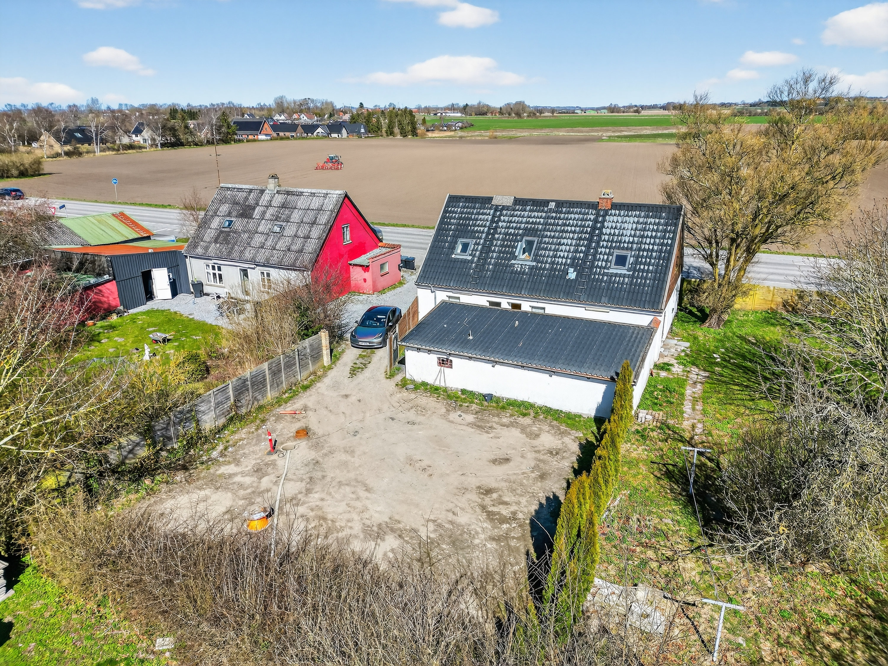 Fremhævet luftfoto billede i fuldskærmstilstand. Billede af Landevejen 52, Tuse, 4300 Holbæk