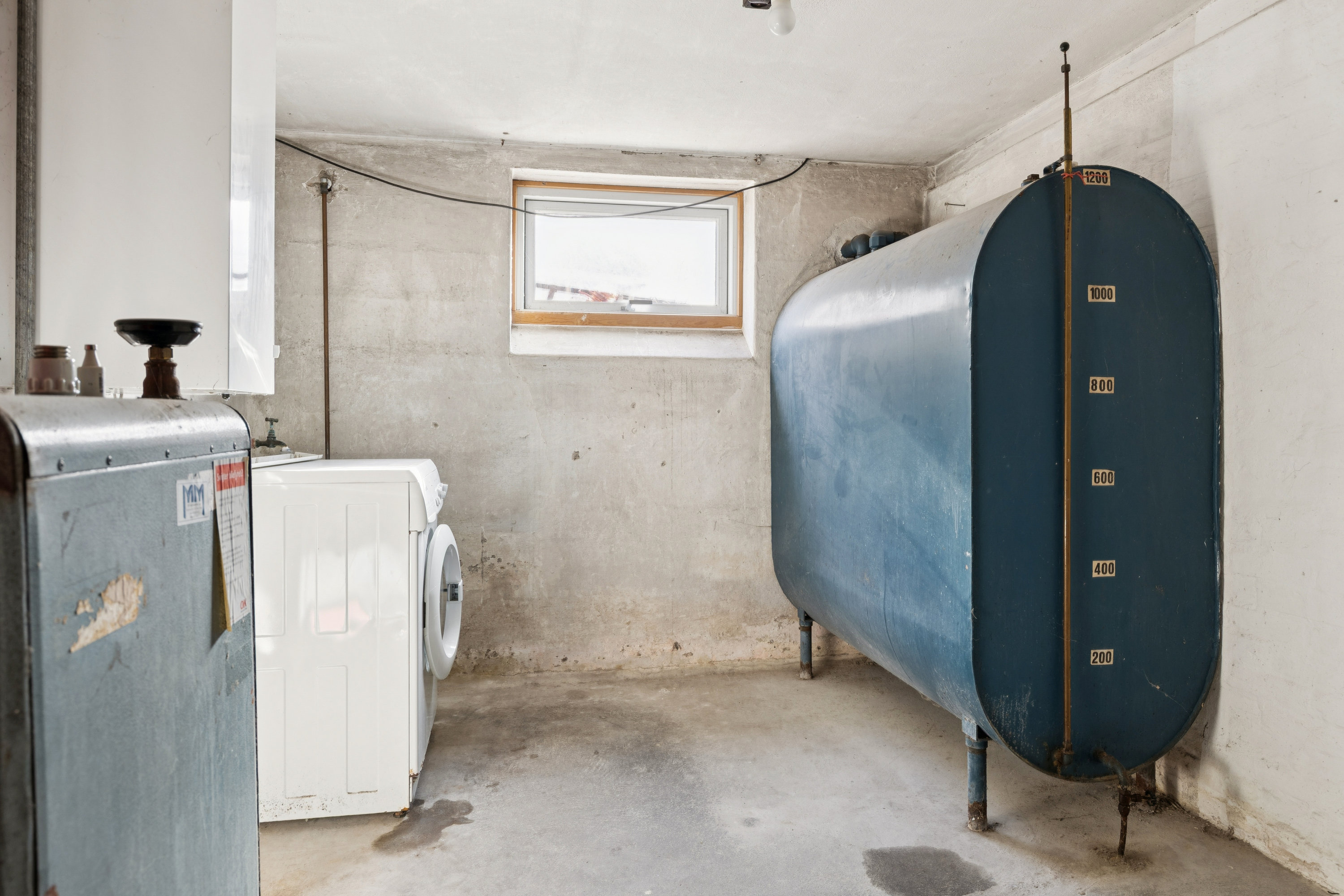 Fremhævet kælder billede i fuldskærmstilstand. Billede af Hovedgaden 3, 4520 Svinninge