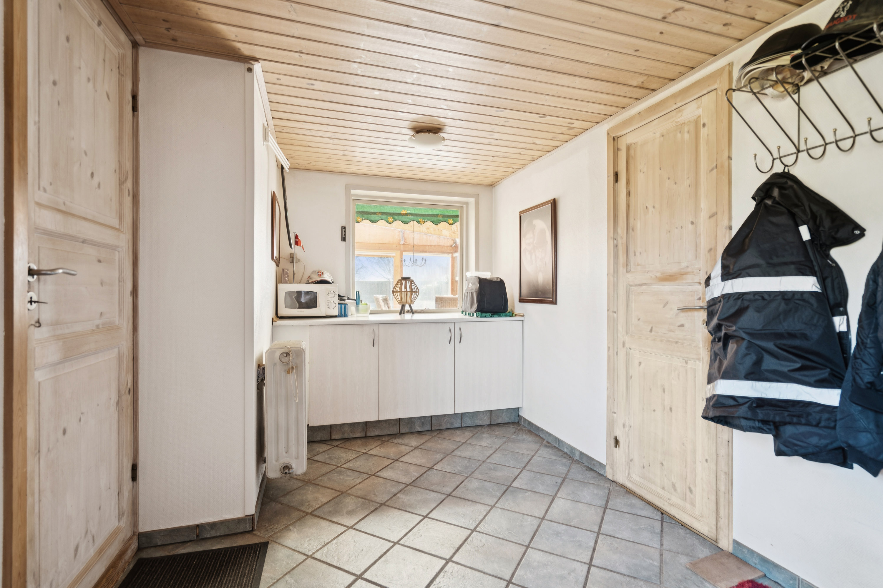 Fremhævet entré billede i fuldskærmstilstand. Billede af Tingvej 1, Horne, 9850 Hirtshals