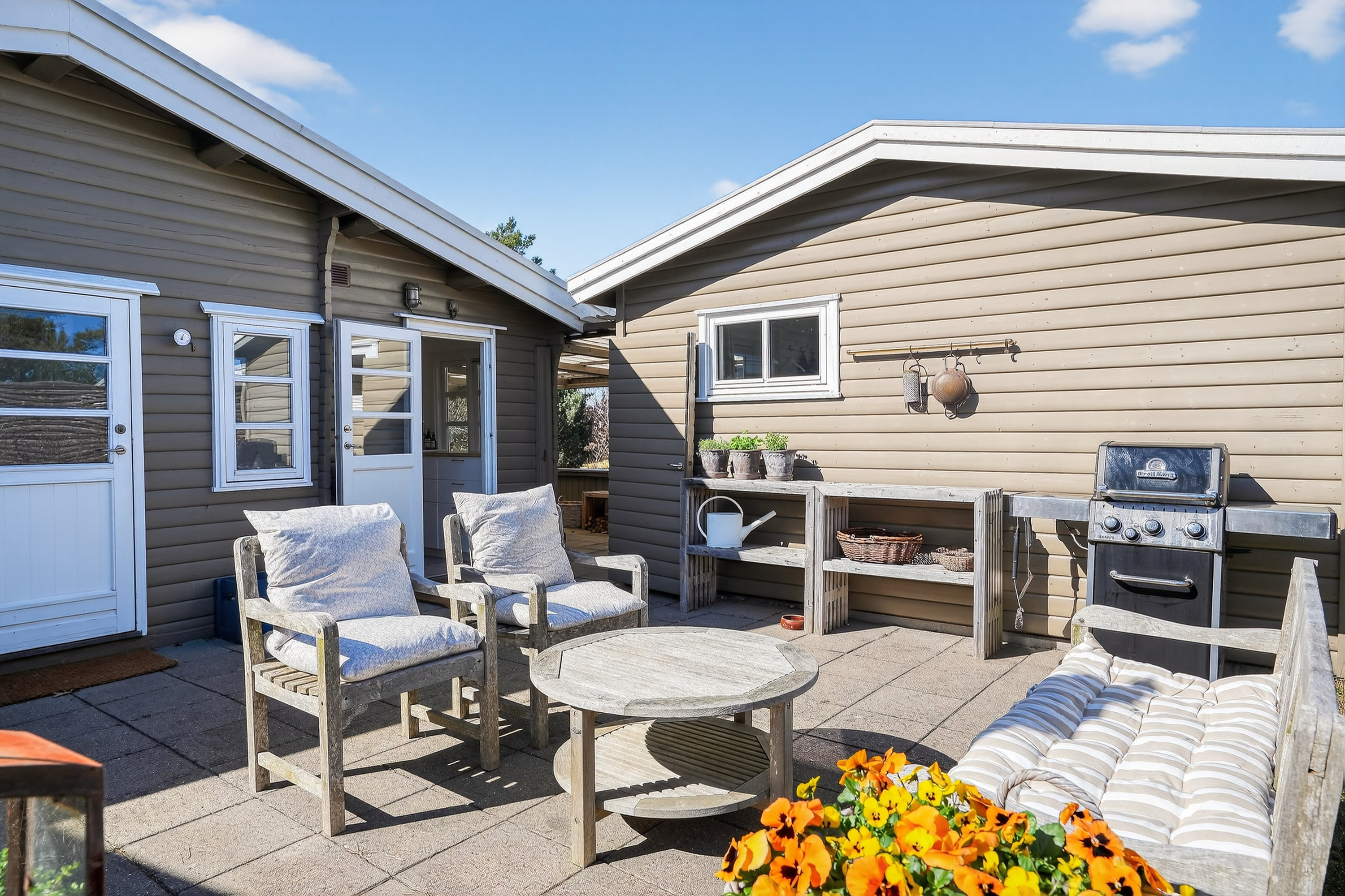 Fremhævet terrasse billede i fuldskærmstilstand. Billede af Skærby Dal 26, Skærby Strand, 4500 Nykøbing Sj