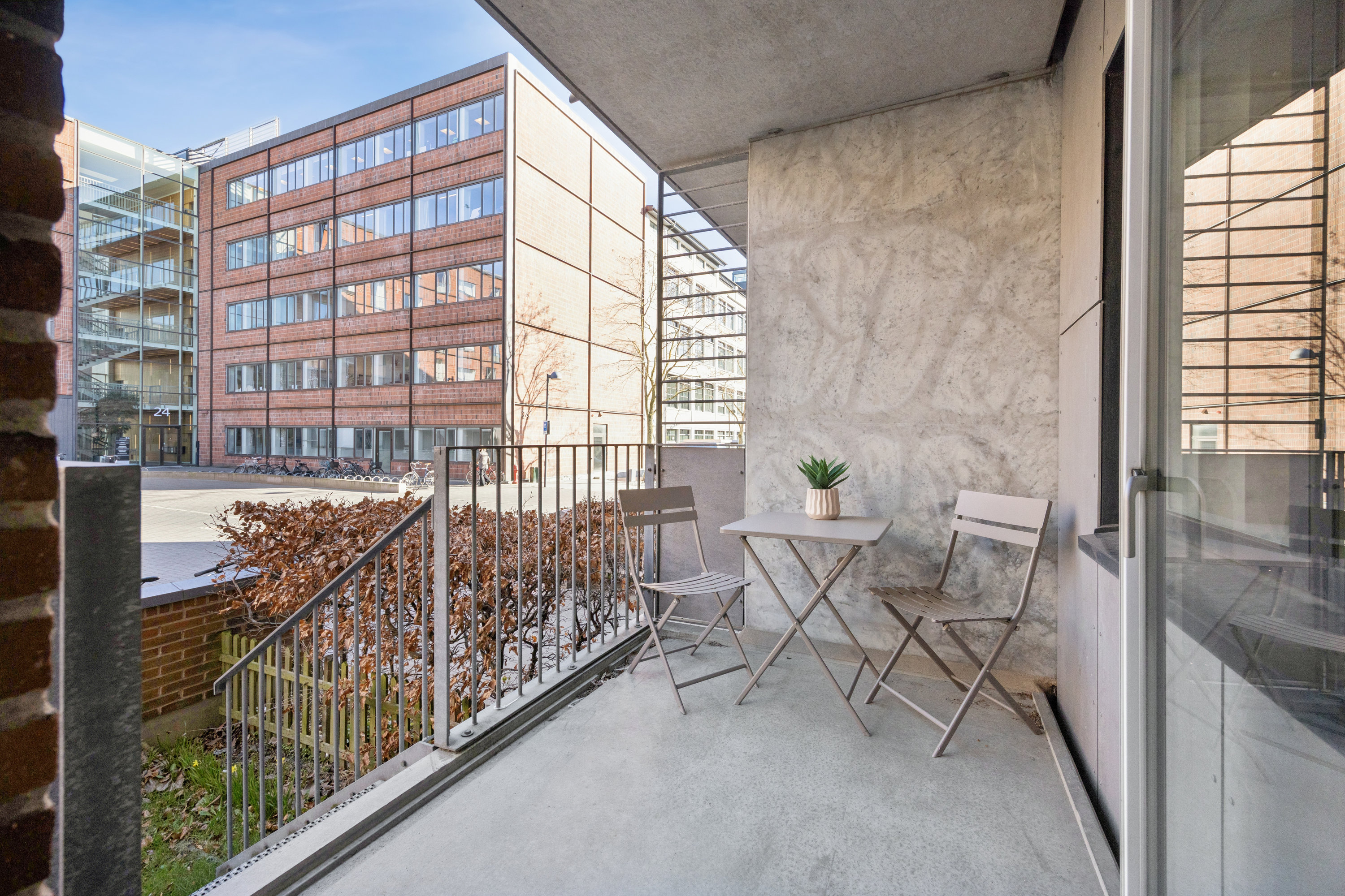 Fremhævet altan billede i fuldskærmstilstand. Billede af Nimbusparken 5, st.. 4., 2000 Frederiksberg