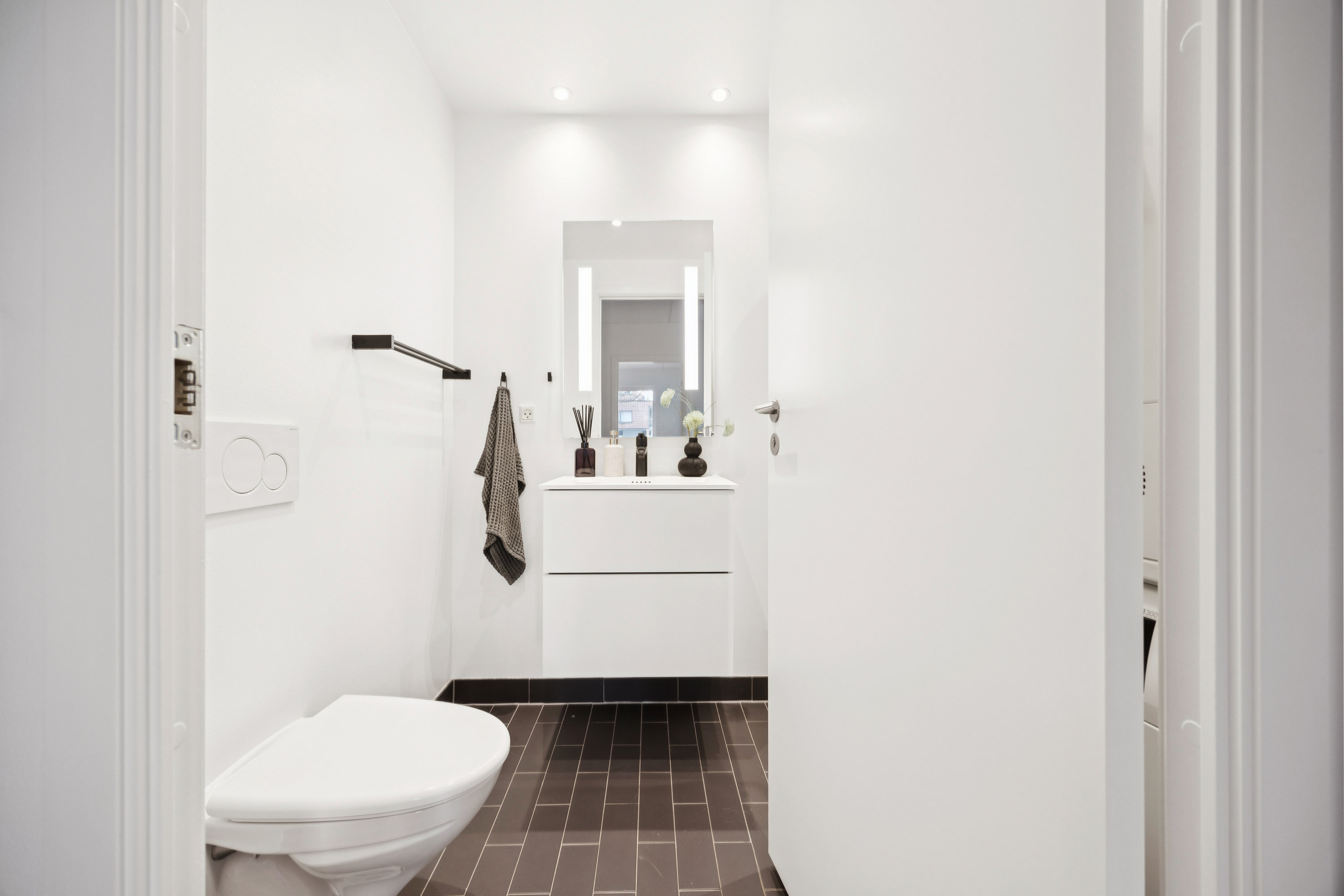 Fremhævet badeværelse billede i fuldskærmstilstand. Billede af Nimbusparken 5, st.. 4., 2000 Frederiksberg