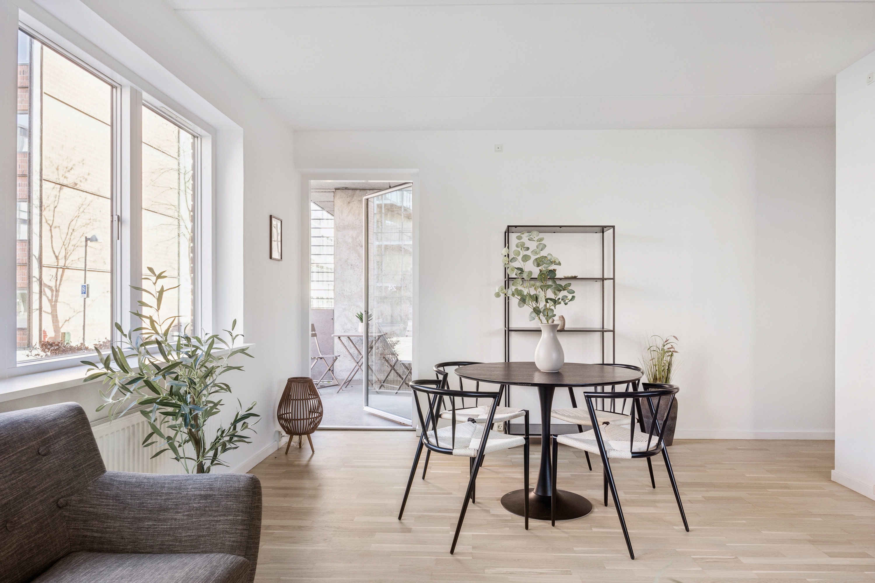 Fremhævet stue billede i fuldskærmstilstand. Billede af Nimbusparken 5, st.. 4., 2000 Frederiksberg