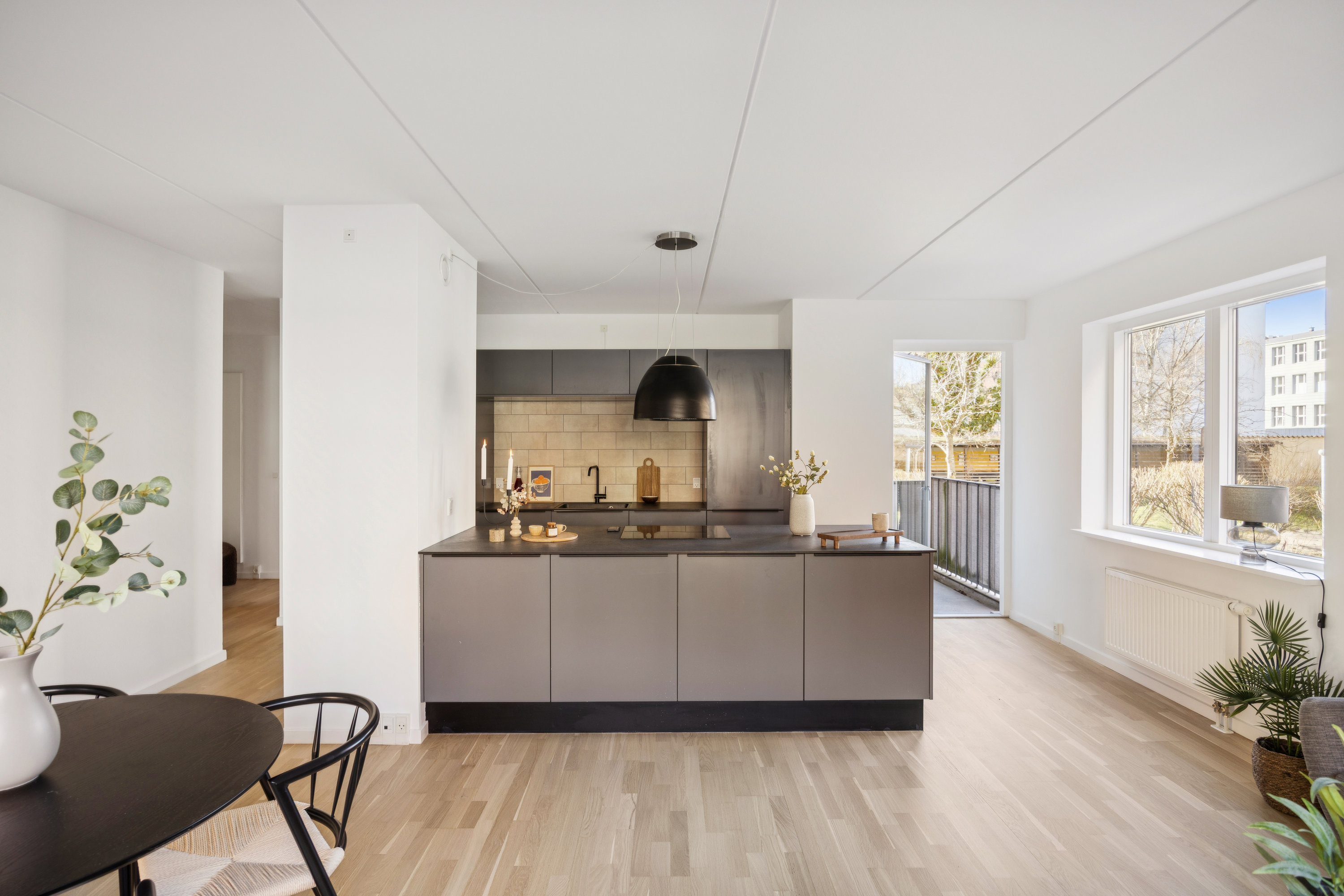 Fremhævet stue billede i fuldskærmstilstand. Billede af Nimbusparken 5, st.. 4., 2000 Frederiksberg