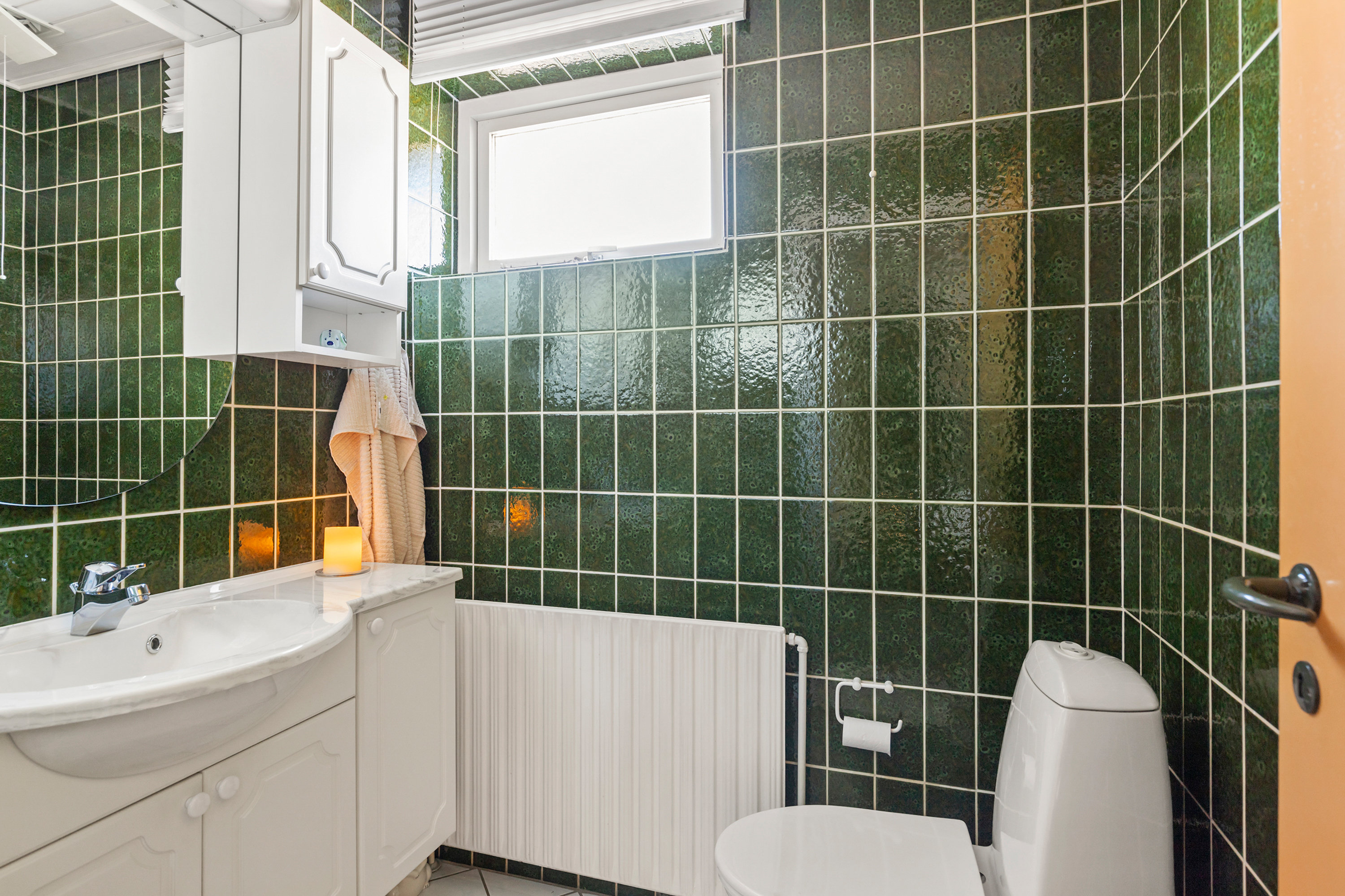 Fremhævet toilet billede i fuldskærmstilstand. Billede af Pontoppidansgade 12, 9700 Brønderslev