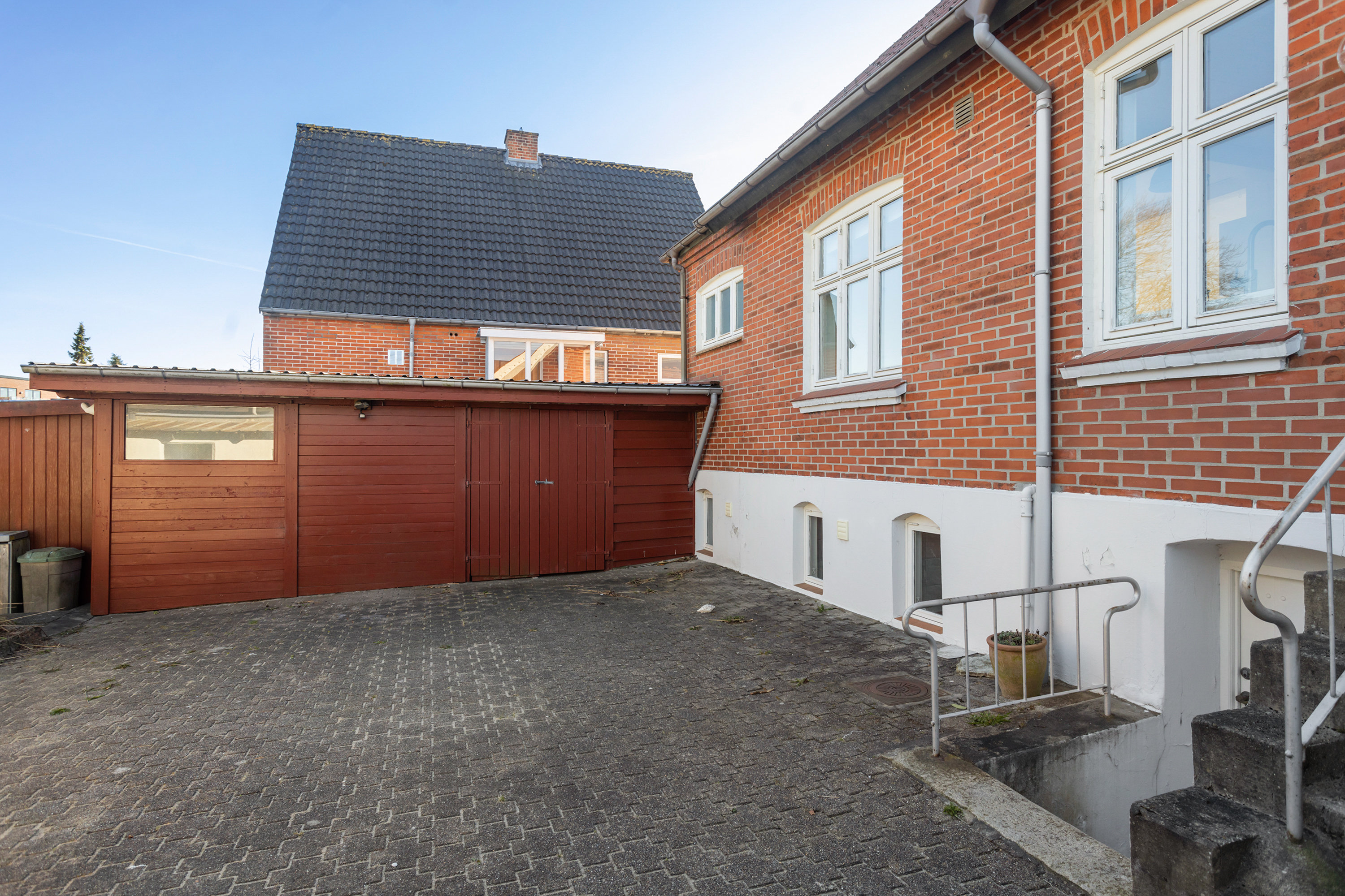 Fremhævet terrasse billede i fuldskærmstilstand. Billede af Emilievej 17, 9900 Frederikshavn