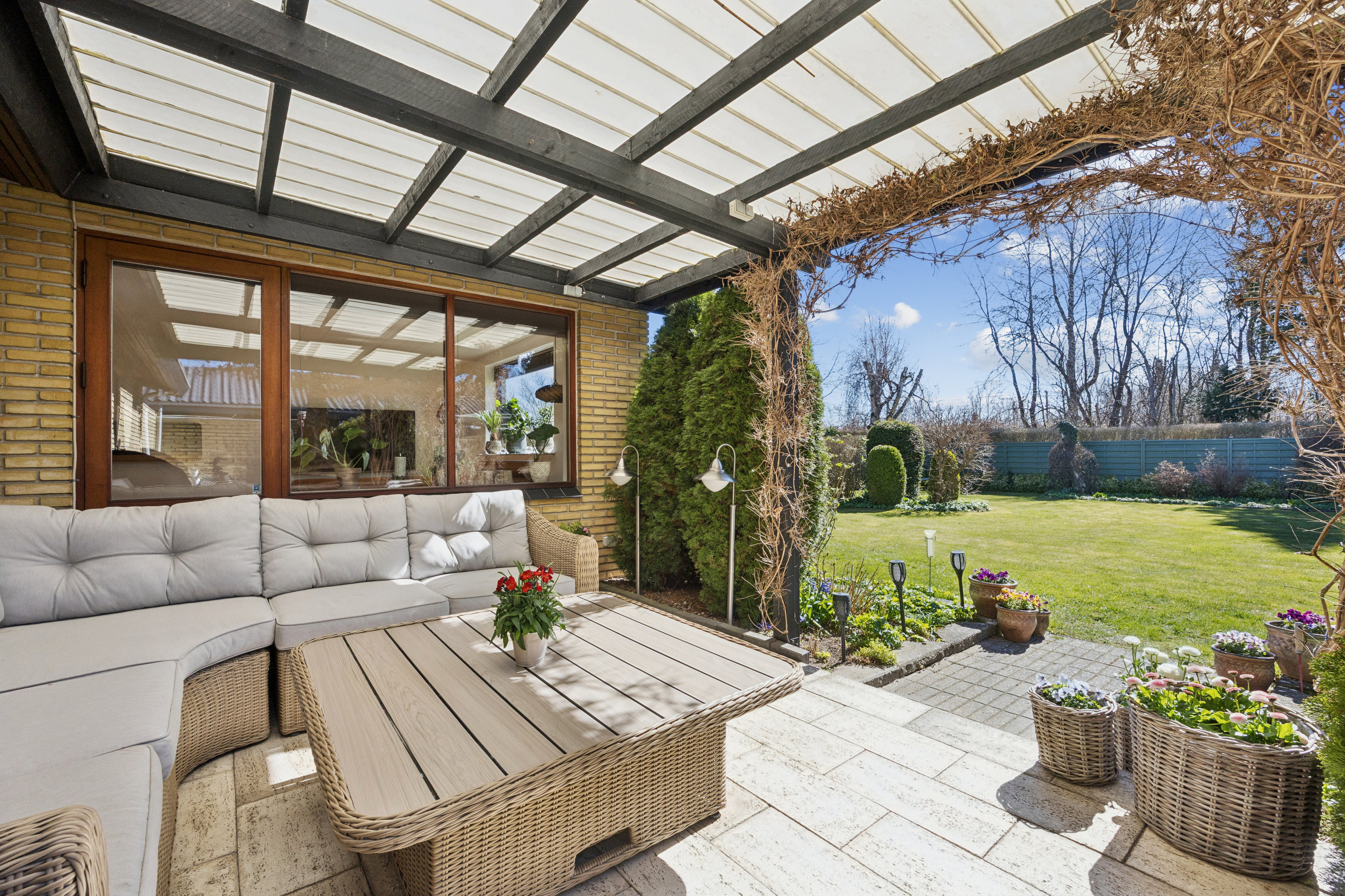 Fremhævet terrasse billede i fuldskærmstilstand. Billede af Horseager 12, 2670 Greve