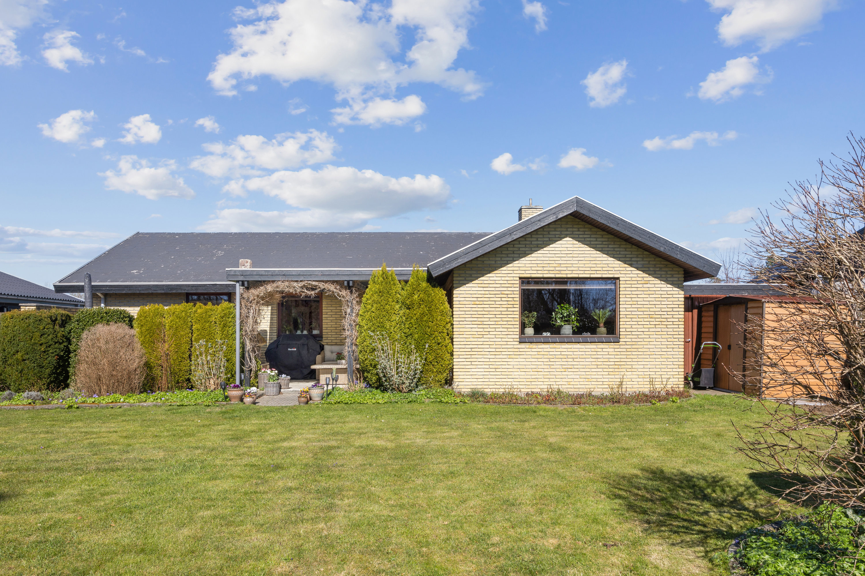 Fremhævet andet billede i fuldskærmstilstand. Billede af Horseager 12, 2670 Greve