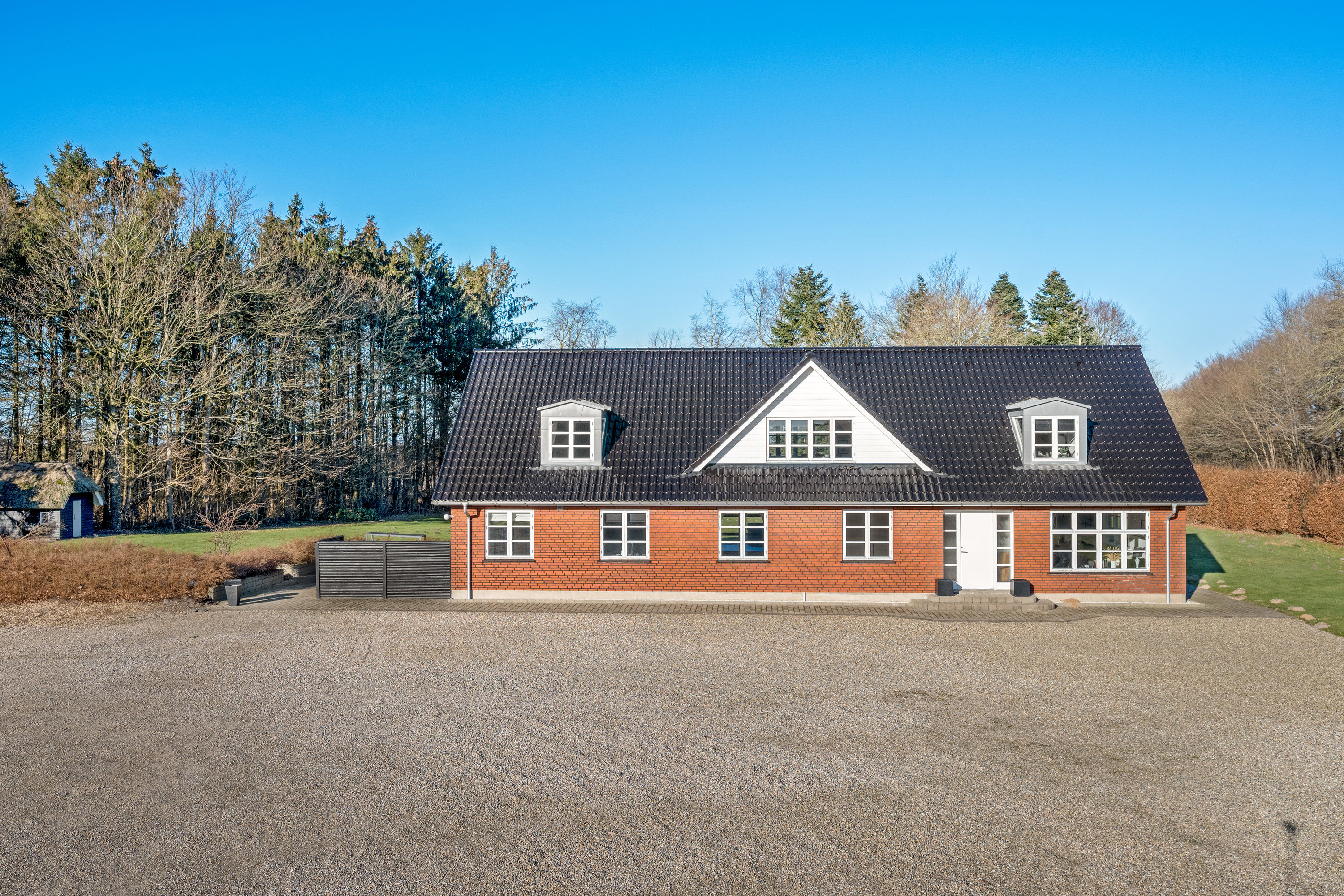 Fremhævet  billede i fuldskærmstilstand. Billede af Billundvej 15, Båstlund, 7190 Billund