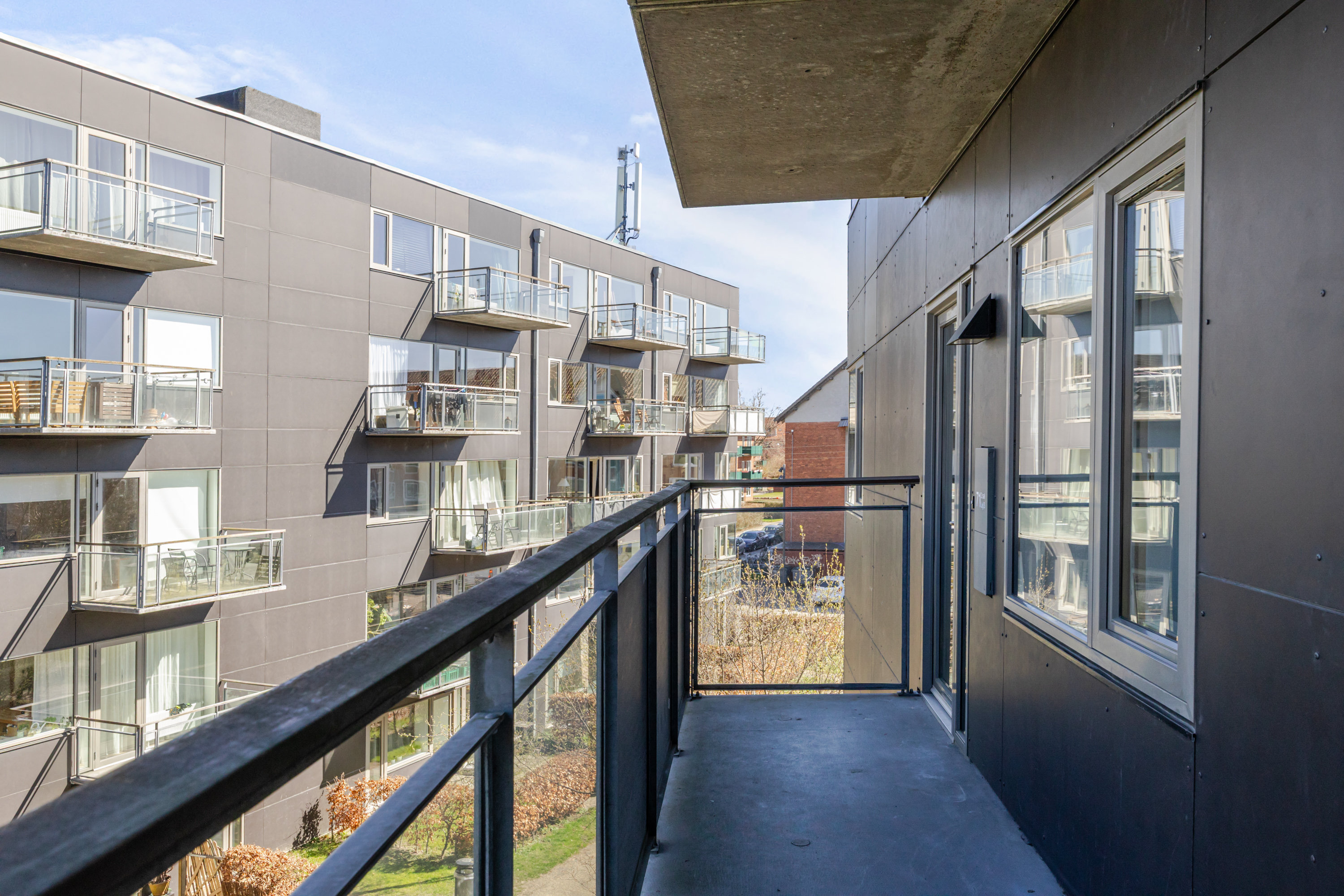 Fremhævet andet billede i fuldskærmstilstand. Billede af Gråspurvevej 71, 2. 5., 2400 København NV