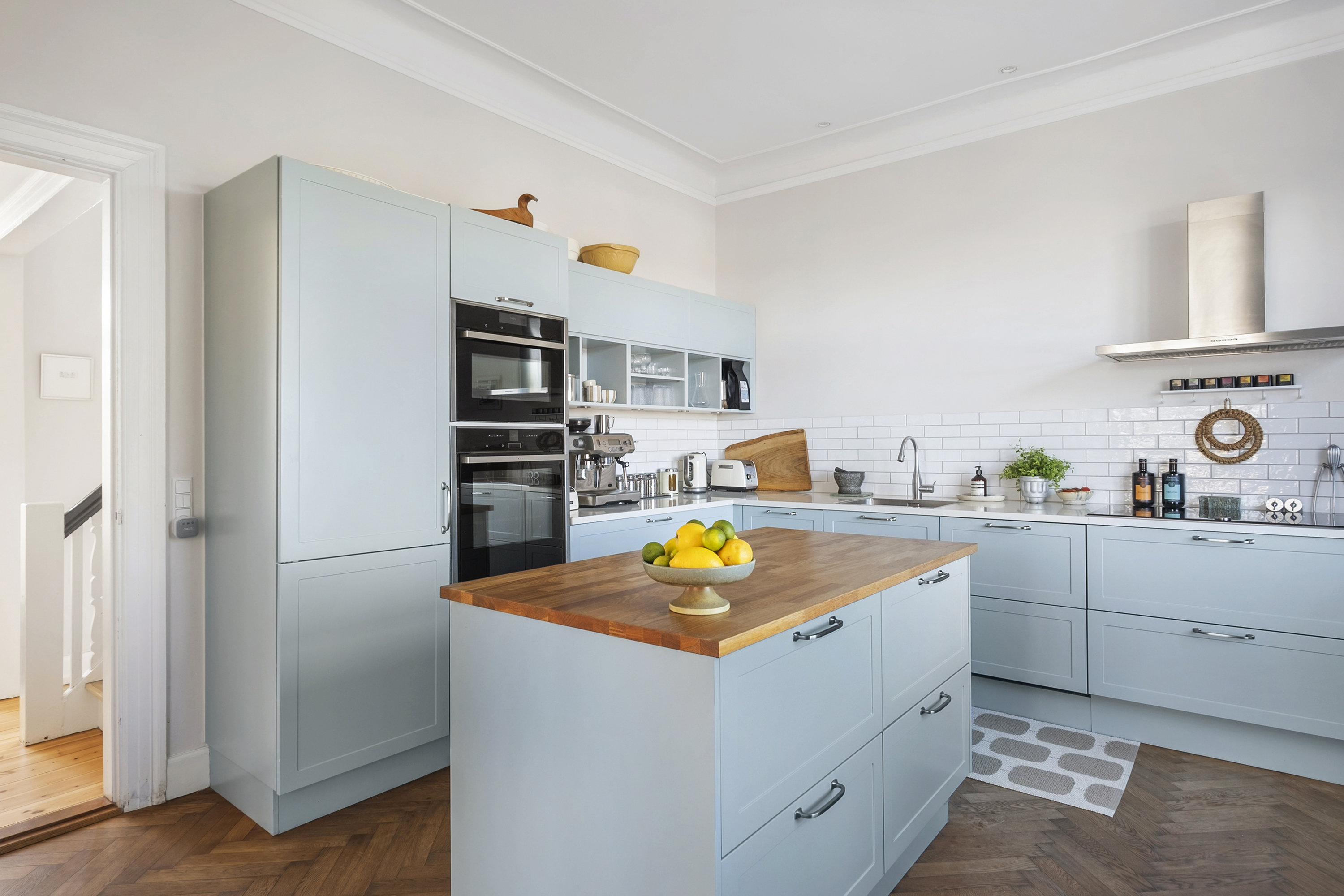 Fremhævet køkken billede i fuldskærmstilstand. Billede af Møllevænget 11, 3000 Helsingør