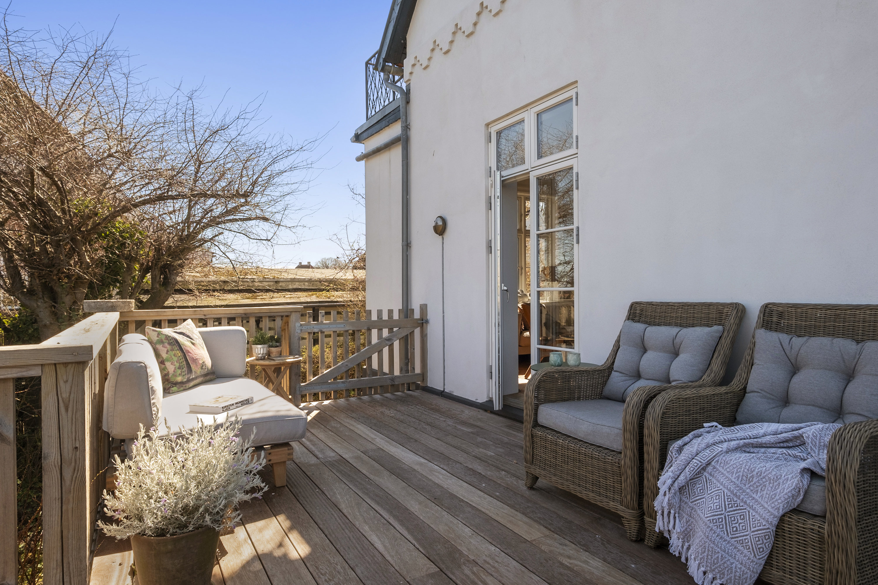 Fremhævet terrasse billede i fuldskærmstilstand. Billede af Møllevænget 11, 3000 Helsingør