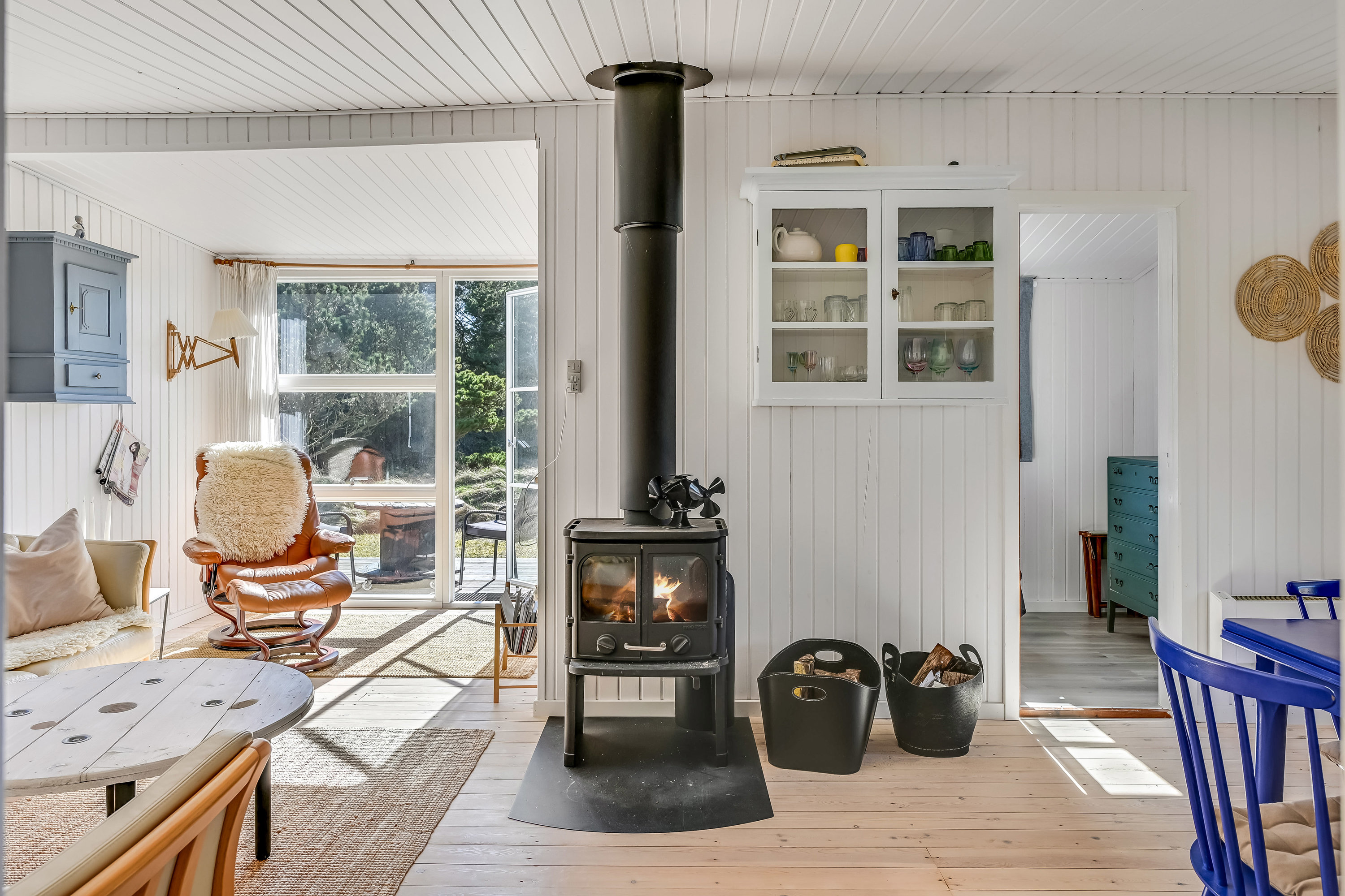 Fremhævet stue billede i fuldskærmstilstand. Billede af Mågevej 14, 6853 Vejers Strand