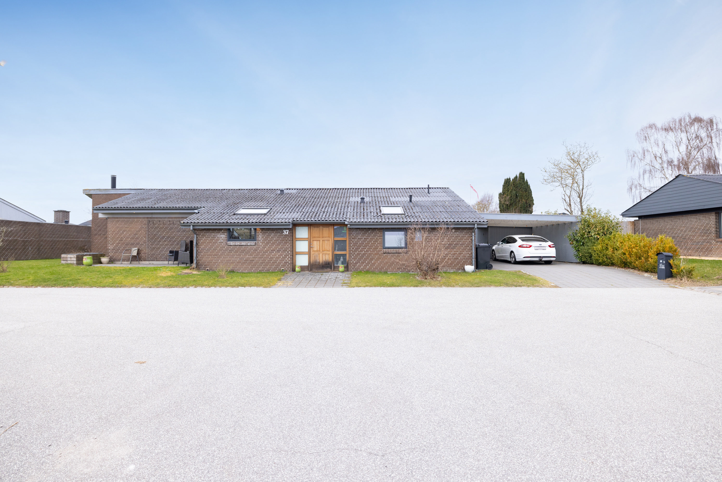 Fremhævet  billede i fuldskærmstilstand. Billede af Langøvænget 37, True, 8381 Tilst