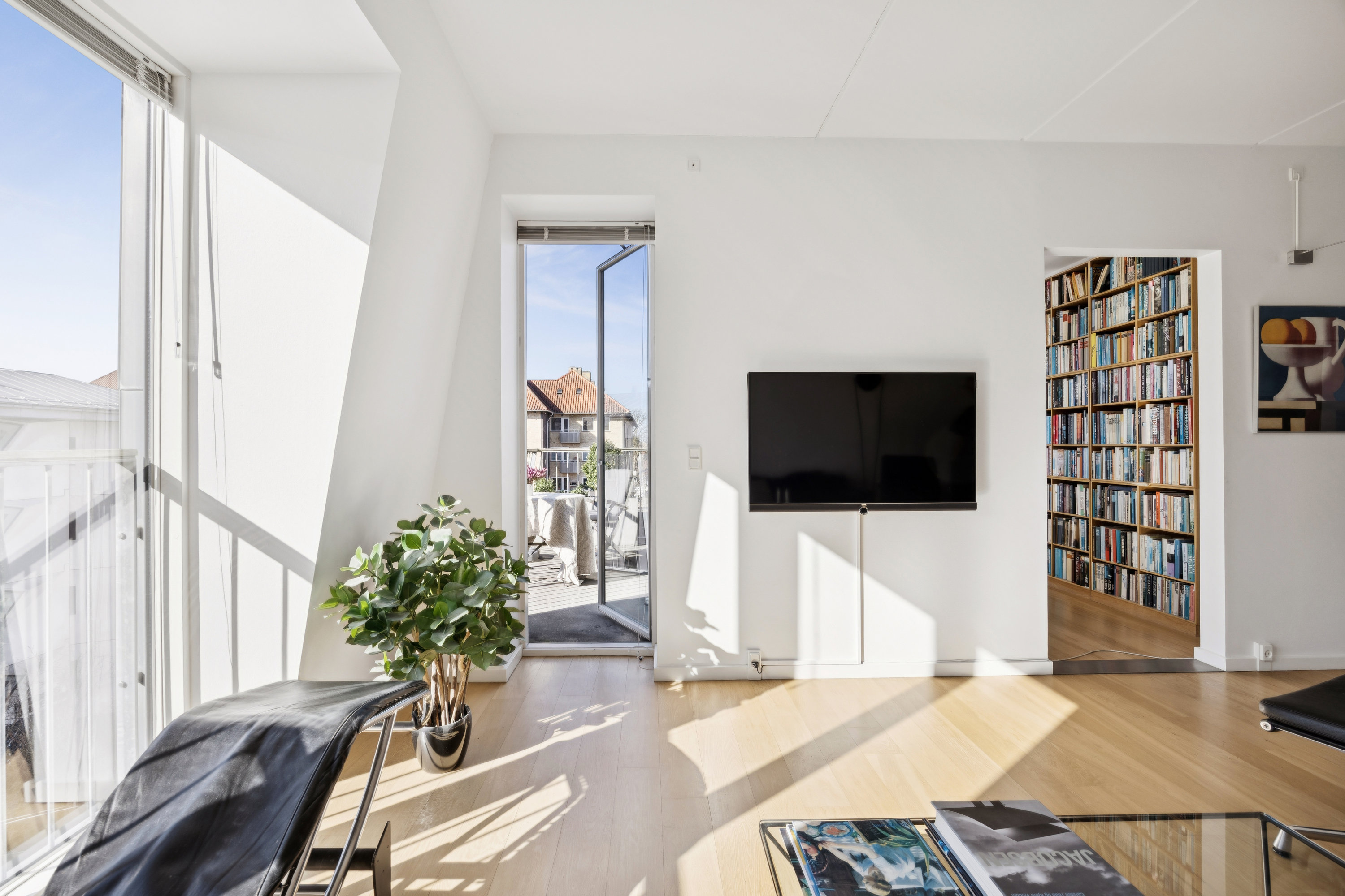 Fremhævet stue billede i fuldskærmstilstand. Billede af Preben Kaas' Vænge 8, 3., 2000 Frederiksberg