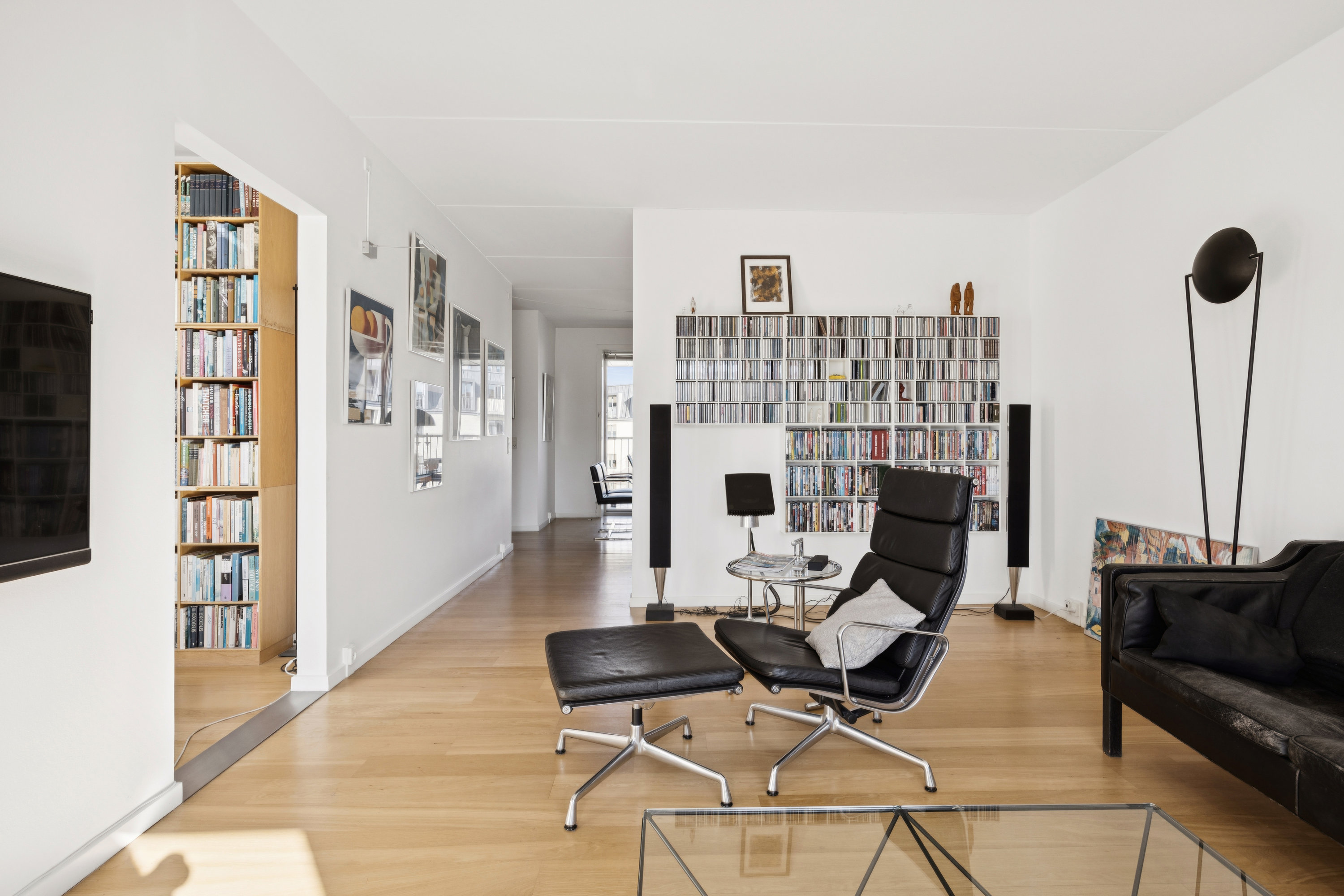 Fremhævet stue billede i fuldskærmstilstand. Billede af Preben Kaas' Vænge 8, 3., 2000 Frederiksberg