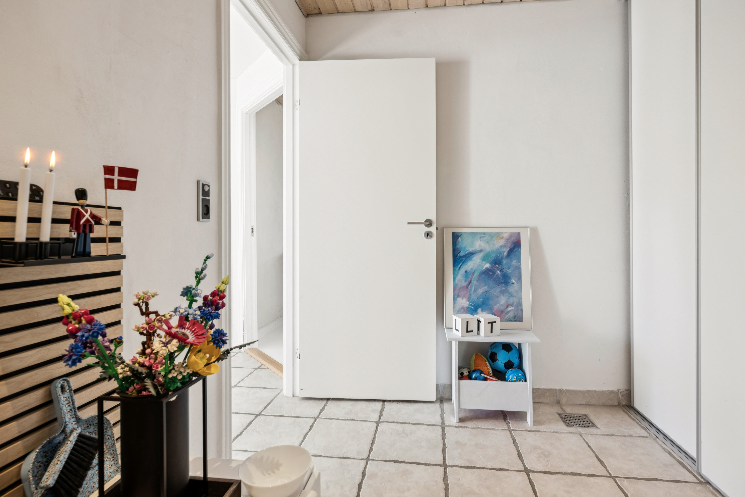 Fremhævet værelse billede i fuldskærmstilstand. Billede af Vinkelvej 9, 9370 Hals