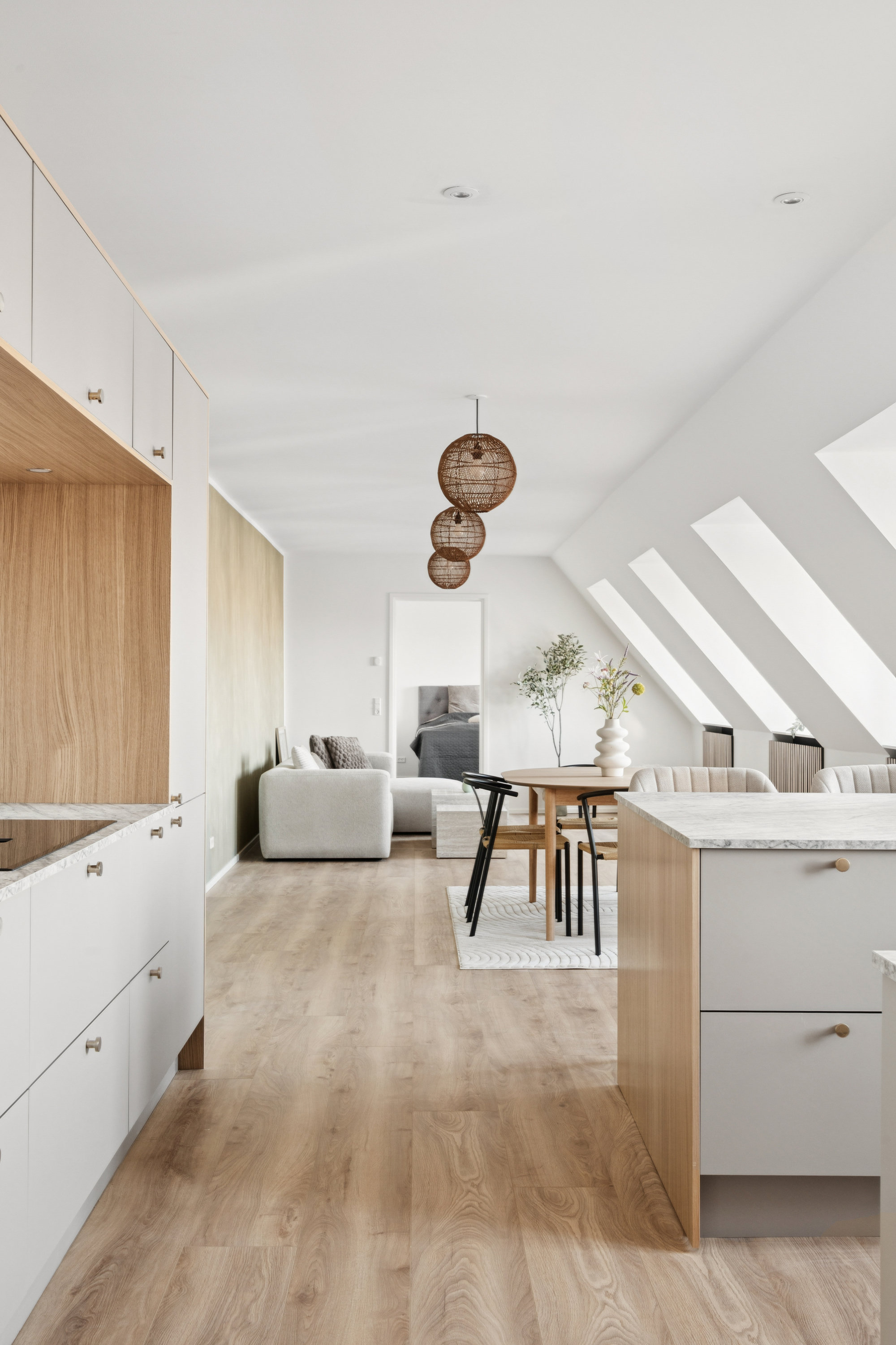 Budolfi Plads 1, 4. mf., 9000 Aalborg