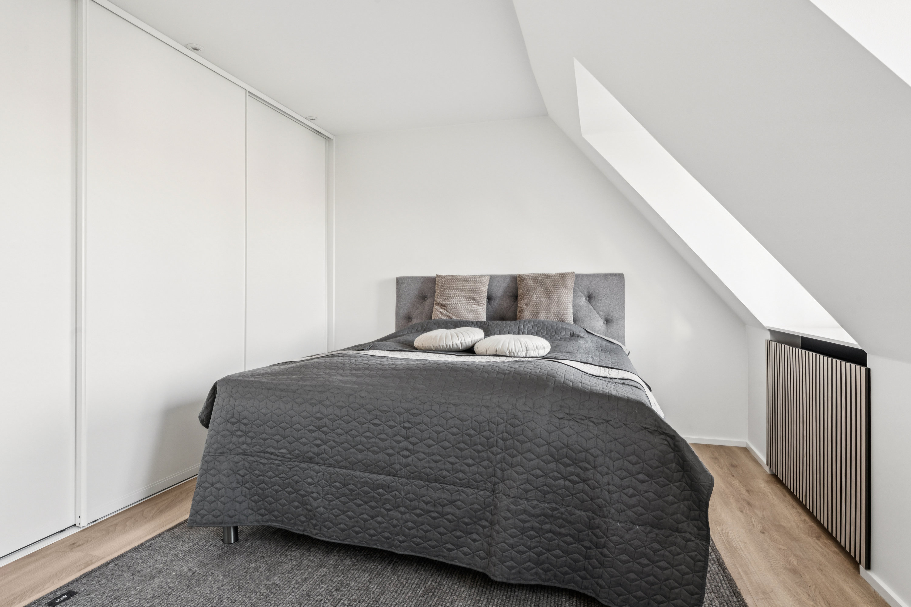 Fremhævet værelse billede i fuldskærmstilstand. Billede af Budolfi Plads 1, 4. mf., 9000 Aalborg