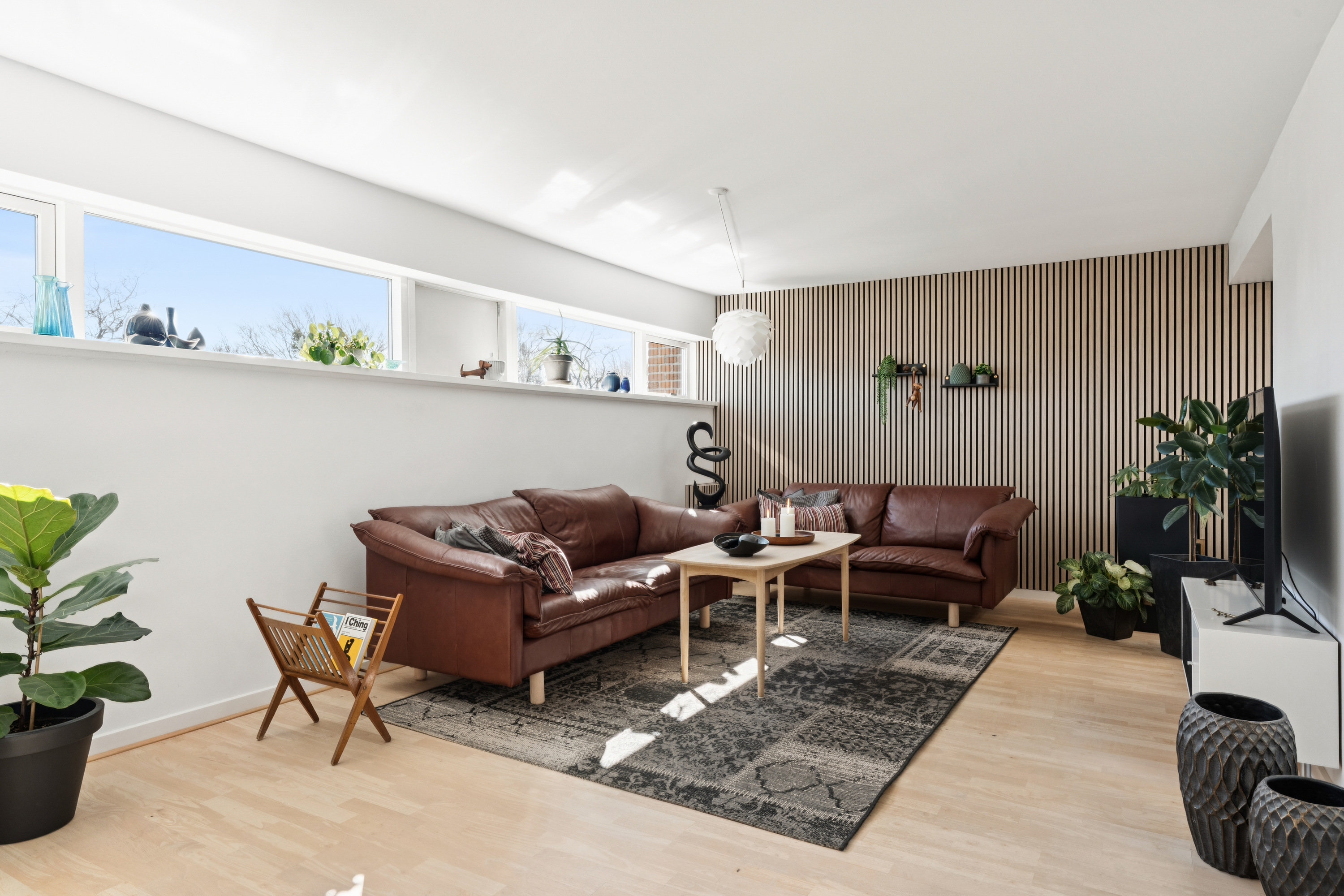 Fremhævet stue billede i fuldskærmstilstand. Billede af Valmuemarken 48, 9000 Aalborg