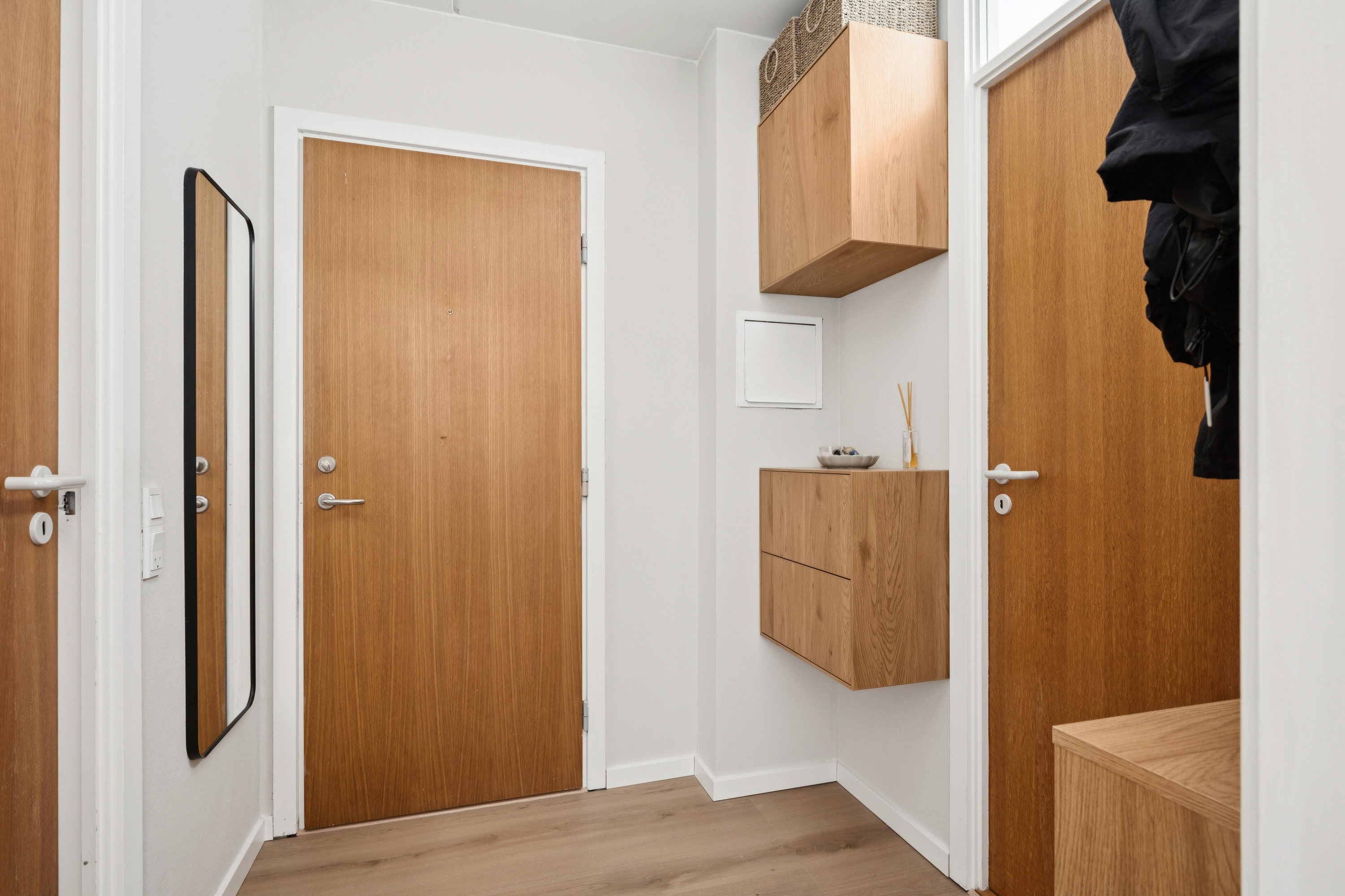 Fremhævet gang billede i fuldskærmstilstand. Billede af Brobjerg Parkvej 19, 2. 4., 8250 Egå